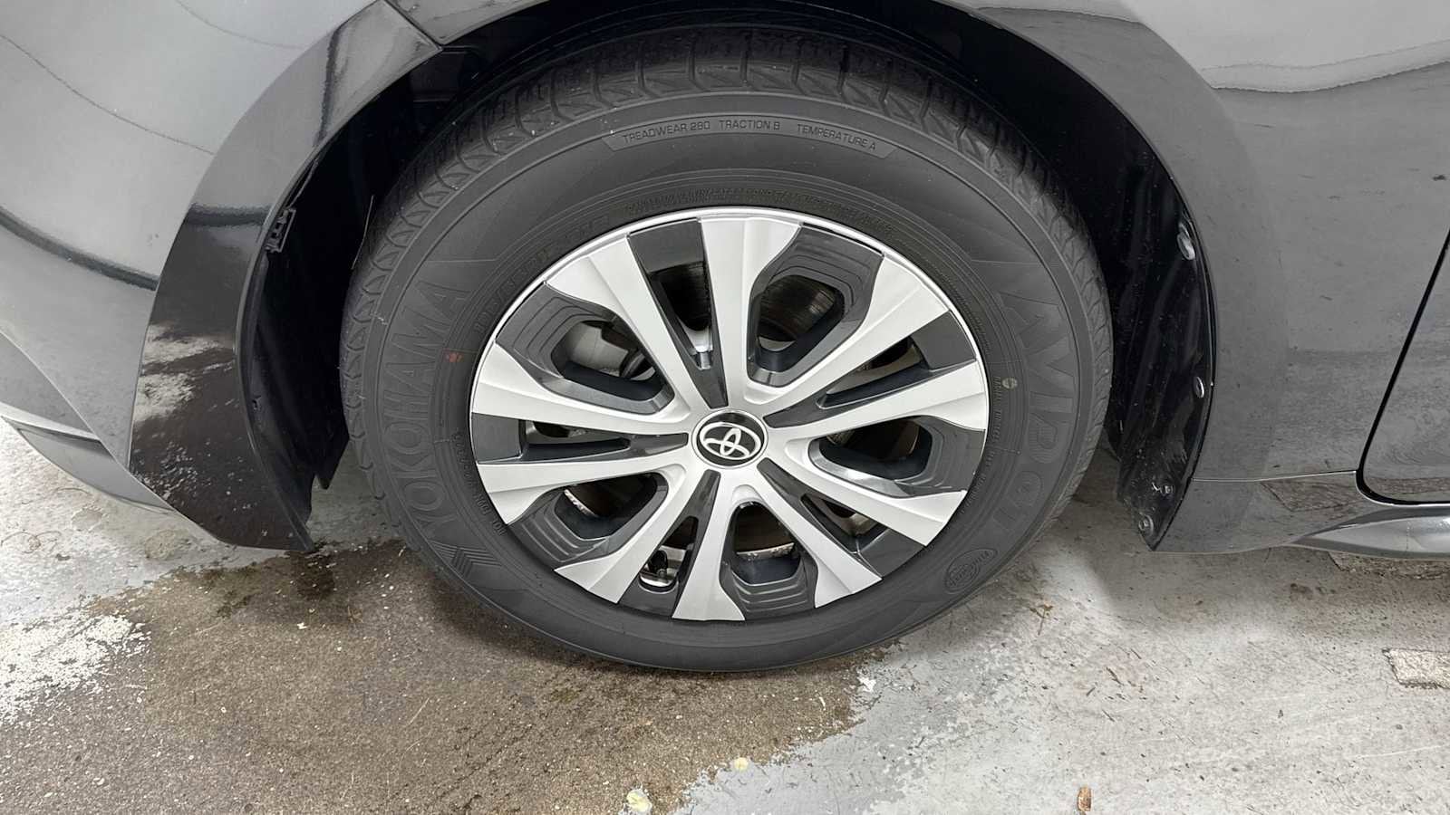 Thumbnail: 2021 Toyota Corolla - 10