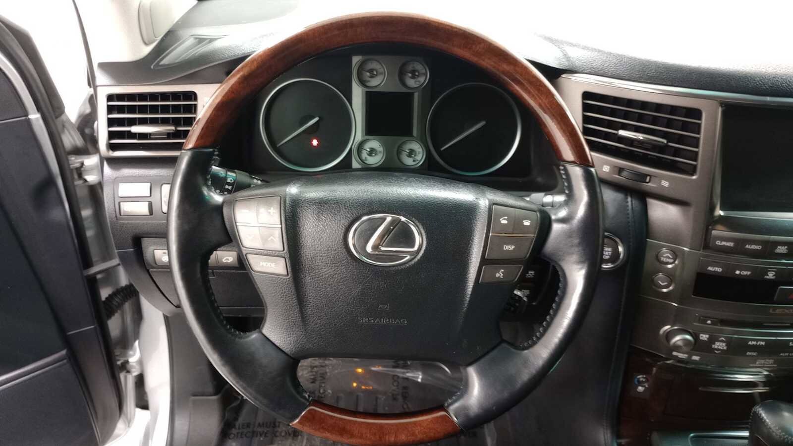 Thumbnail: 2011 Lexus LX - 16