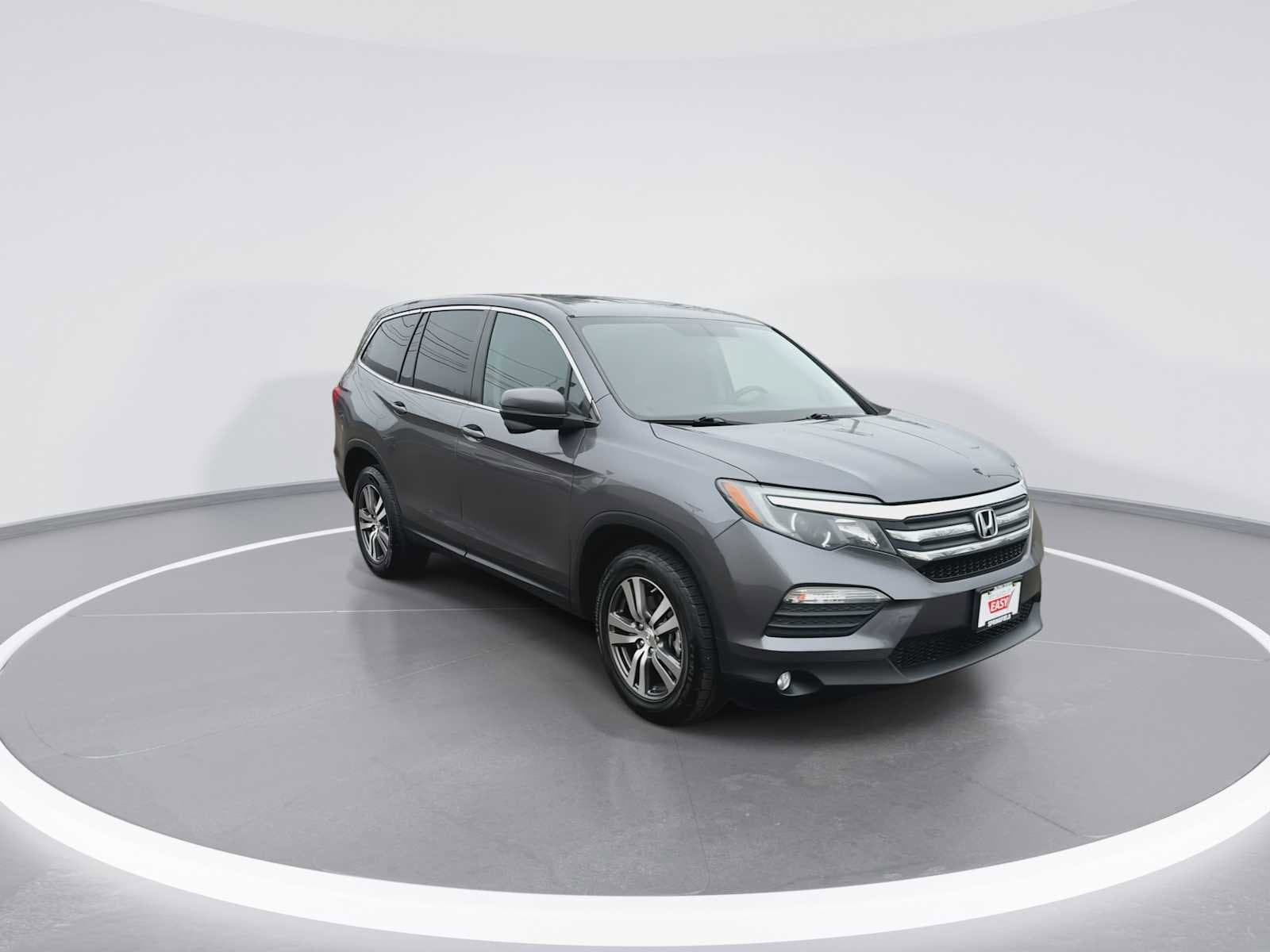 Thumbnail: 2018 Honda Pilot - 2
