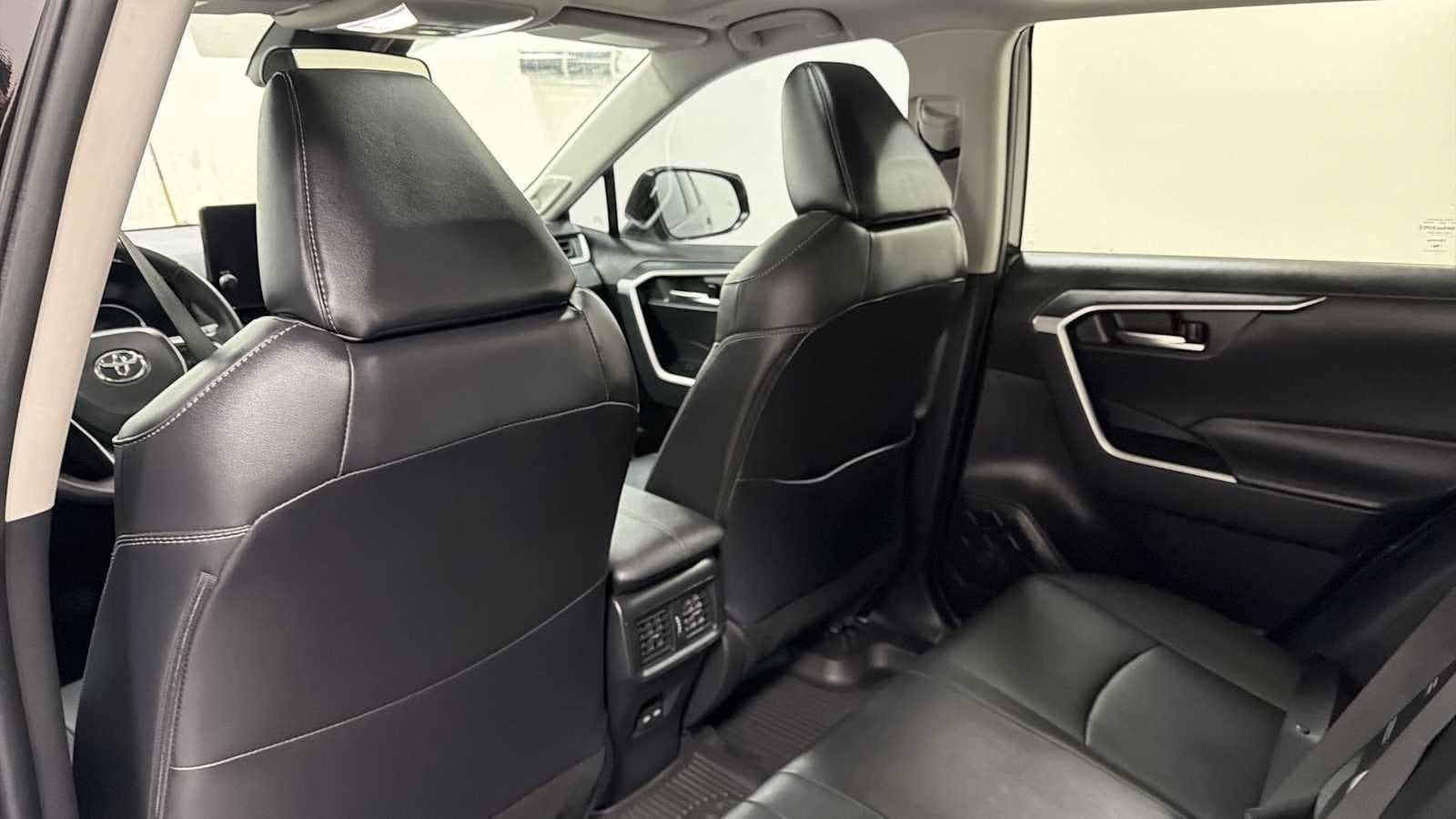 Thumbnail: 2024 Toyota RAV4 - 26