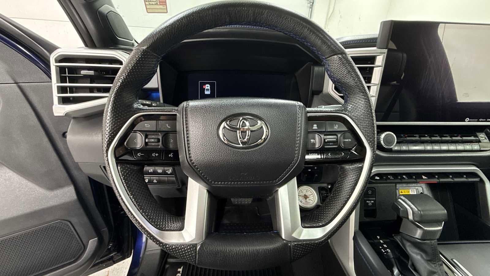 Thumbnail: 2024 Toyota Tundra - 16