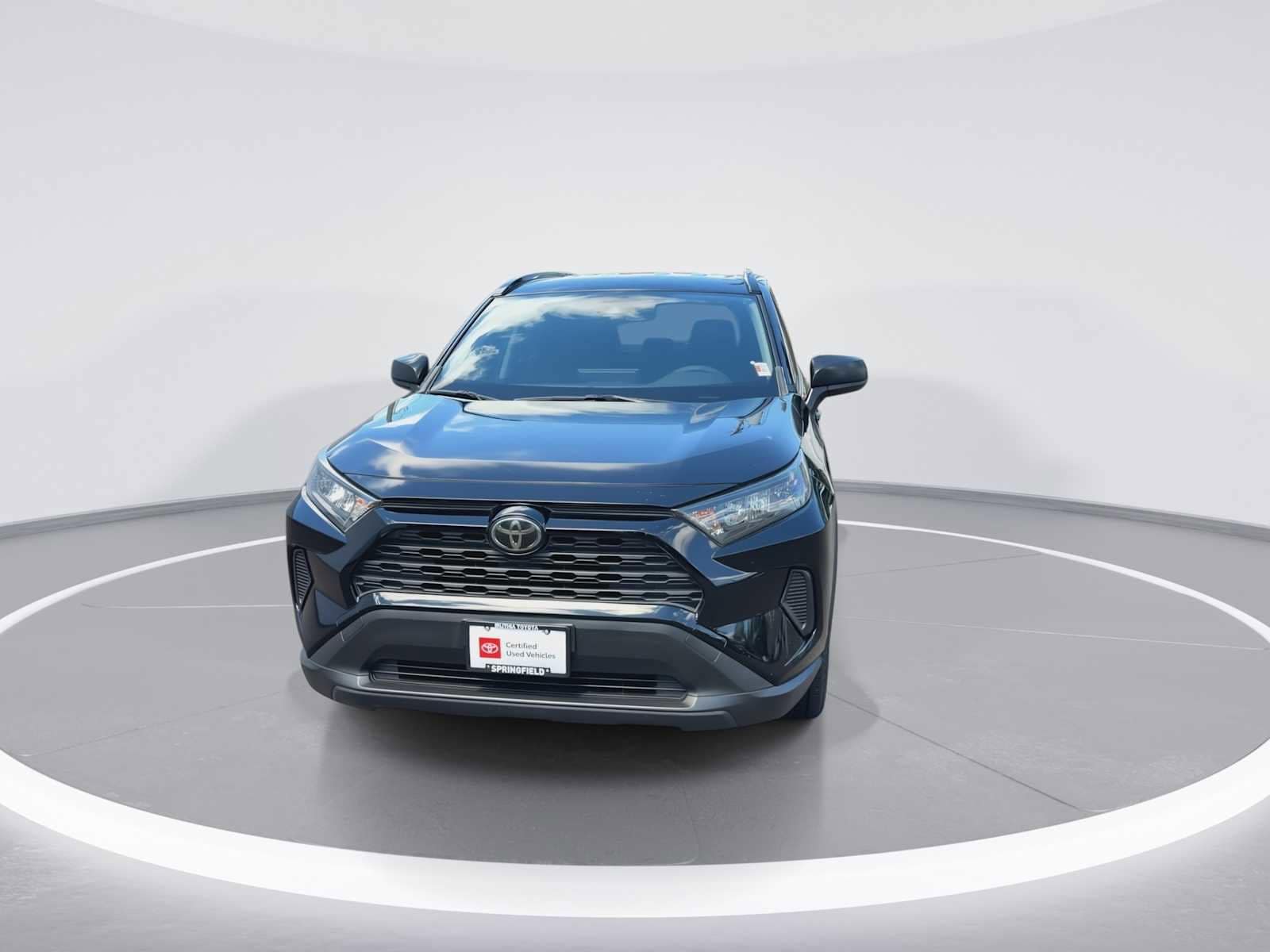 Thumbnail: 2019 Toyota RAV4 - 3