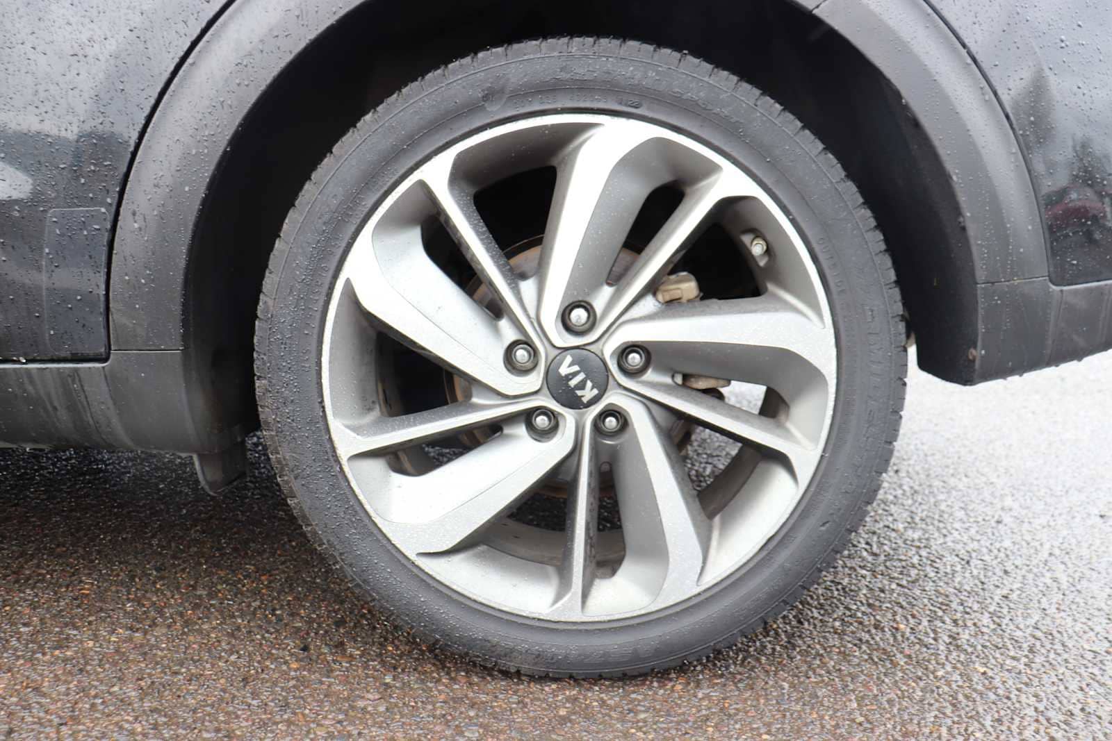 Thumbnail: 2017 Kia Niro - 9