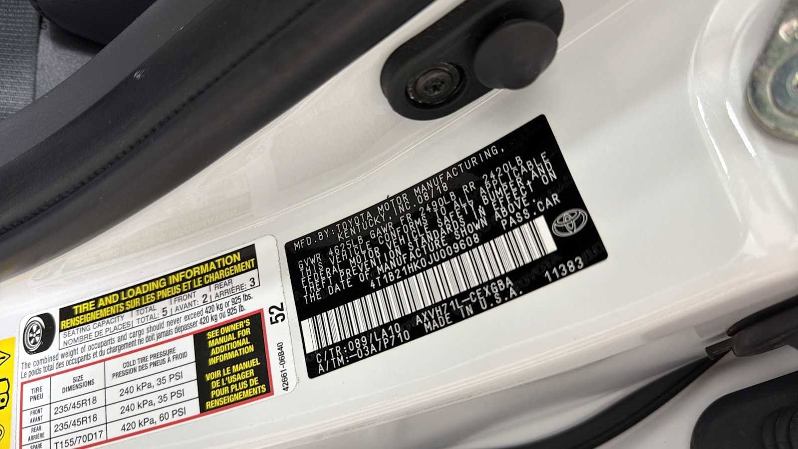 Thumbnail: 2018 Toyota Camry - 11