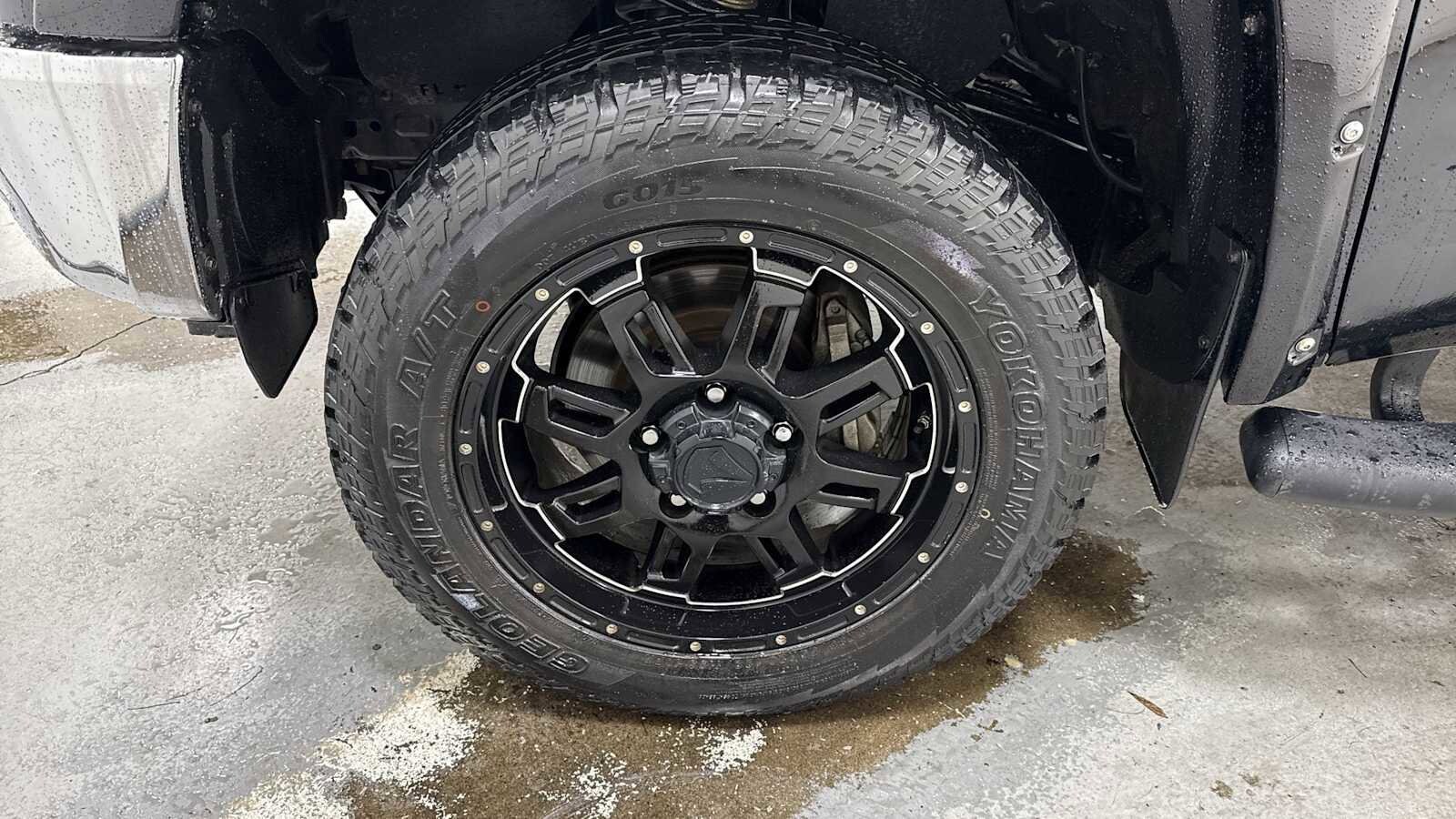 Thumbnail: 2017 Toyota Tundra - 10