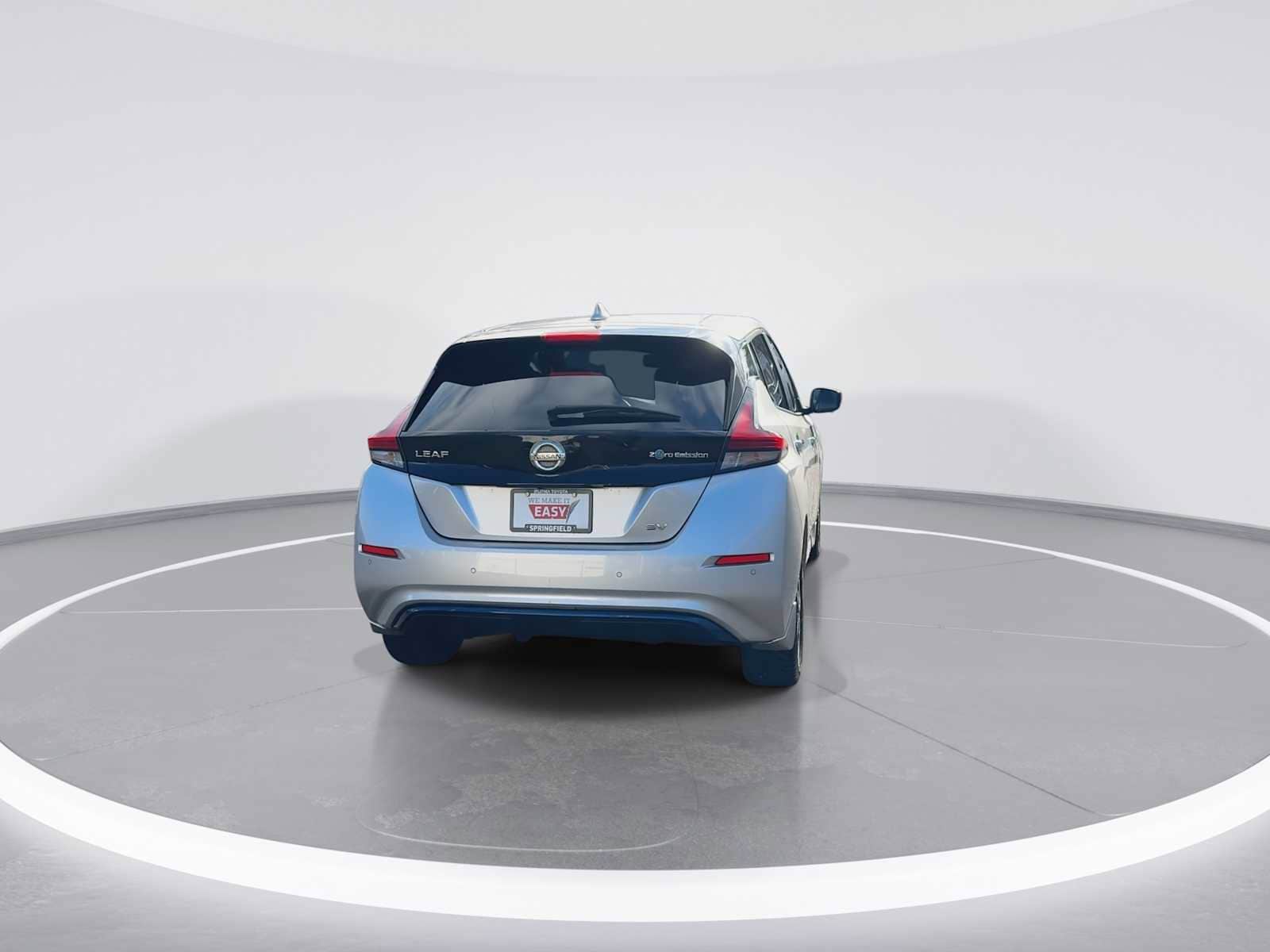 Thumbnail: 2021 Nissan Leaf - 7