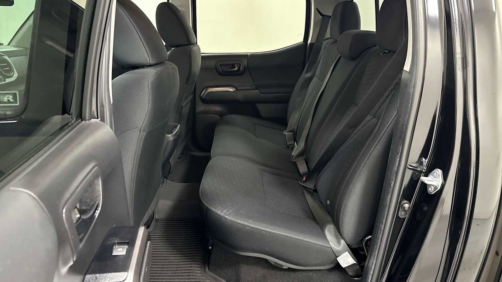 Thumbnail: 2022 Toyota Tacoma - 23