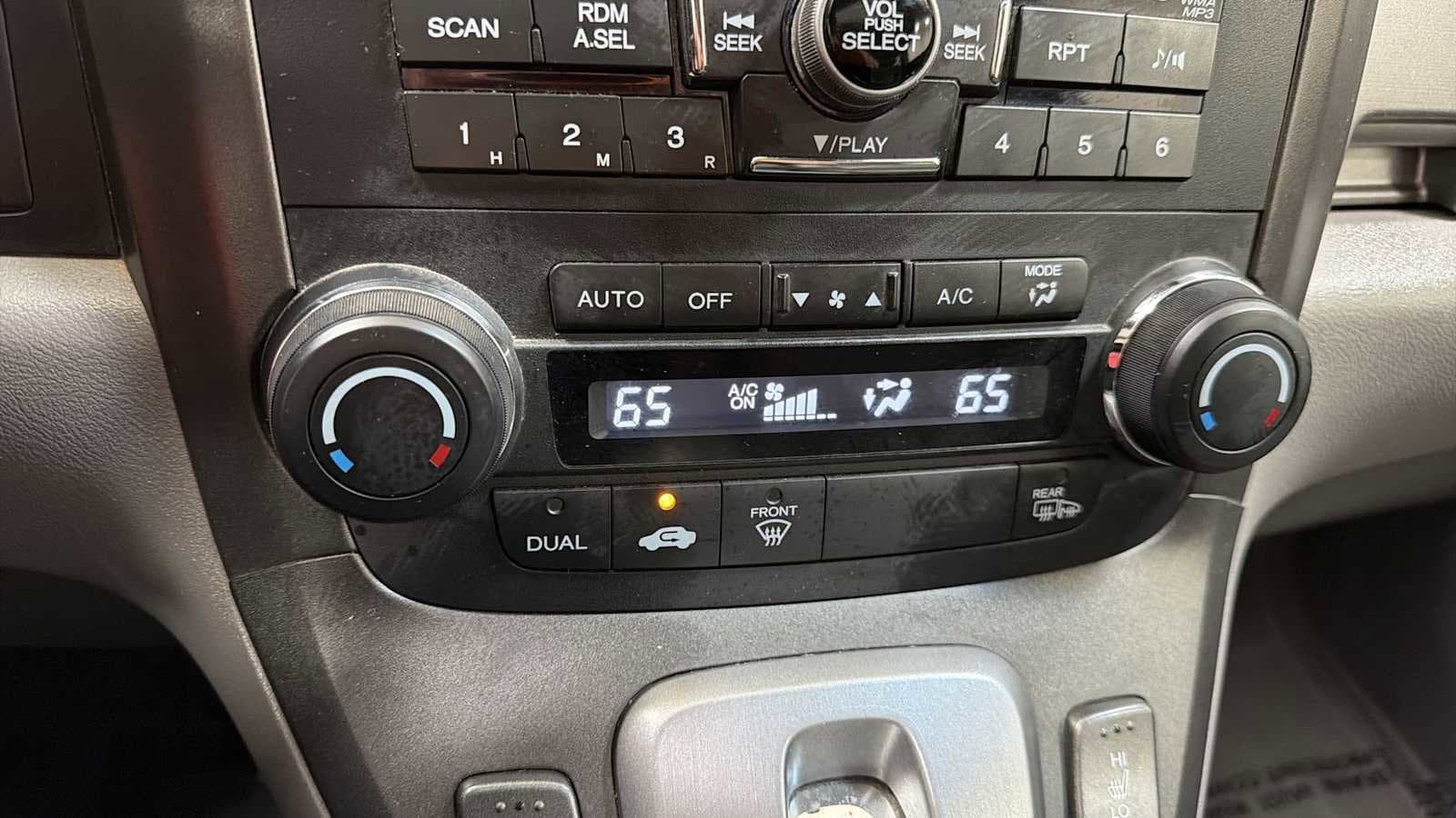 Thumbnail: 2010 Honda CR-V - 19