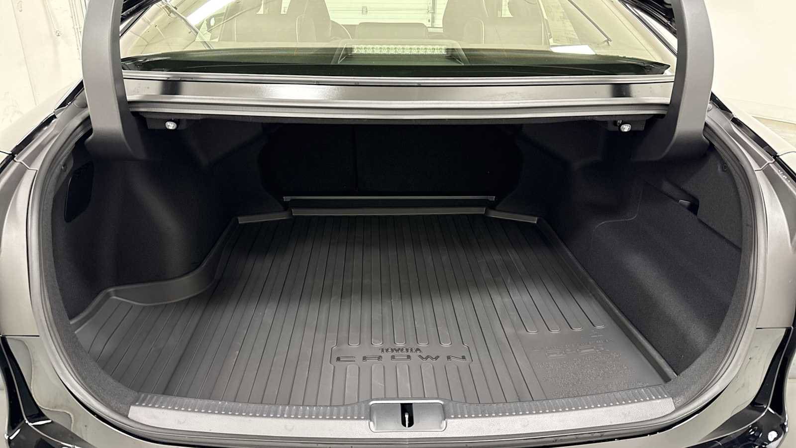 Thumbnail: 2026 Toyota Crown - 27