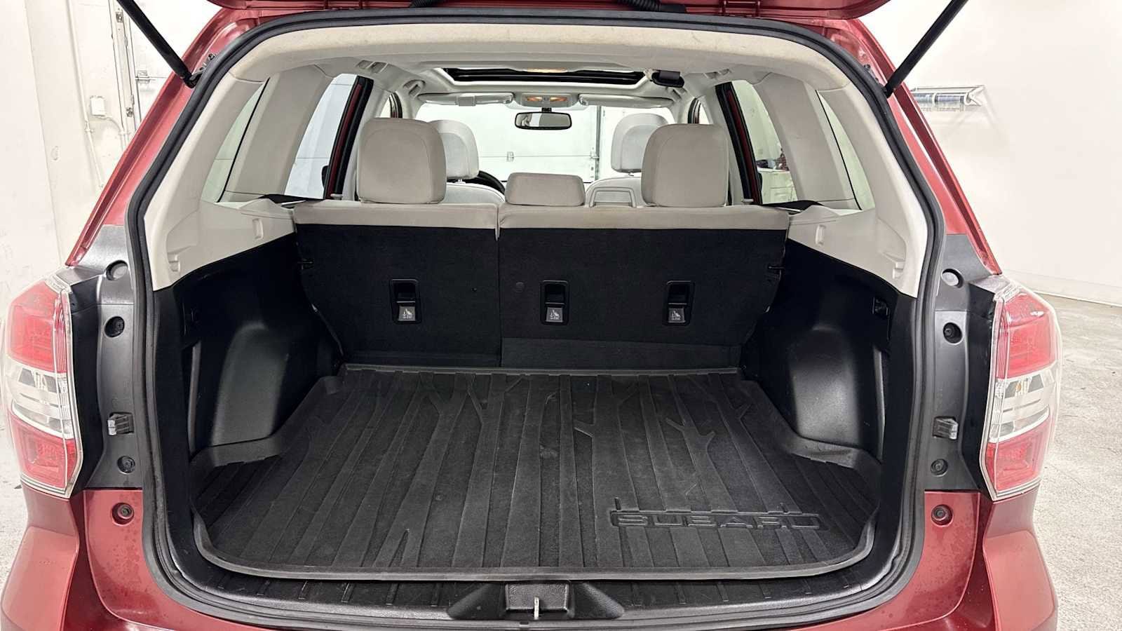 Thumbnail: 2015 Subaru Forester - 27