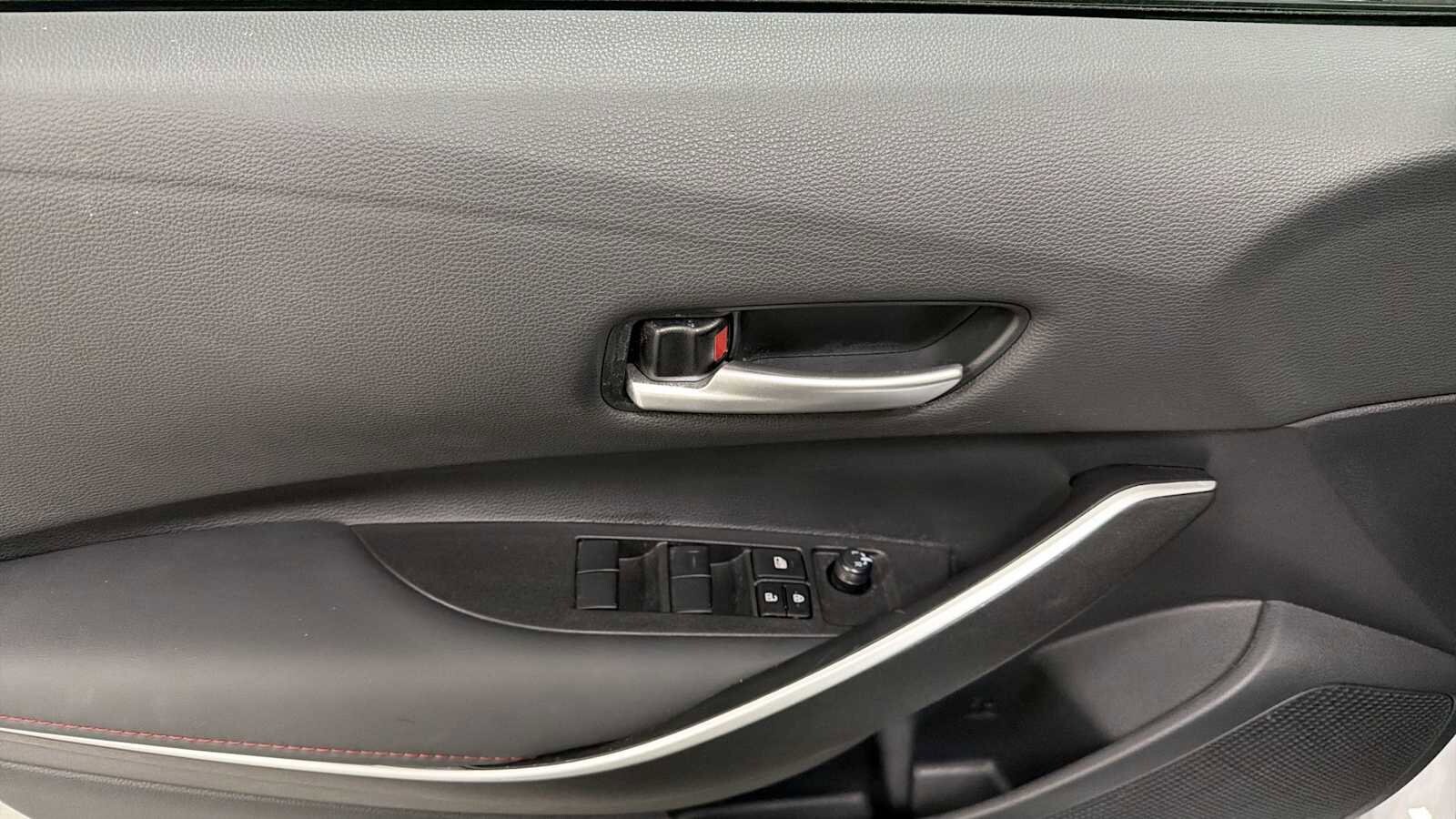 Thumbnail: 2025 Toyota Corolla - 15