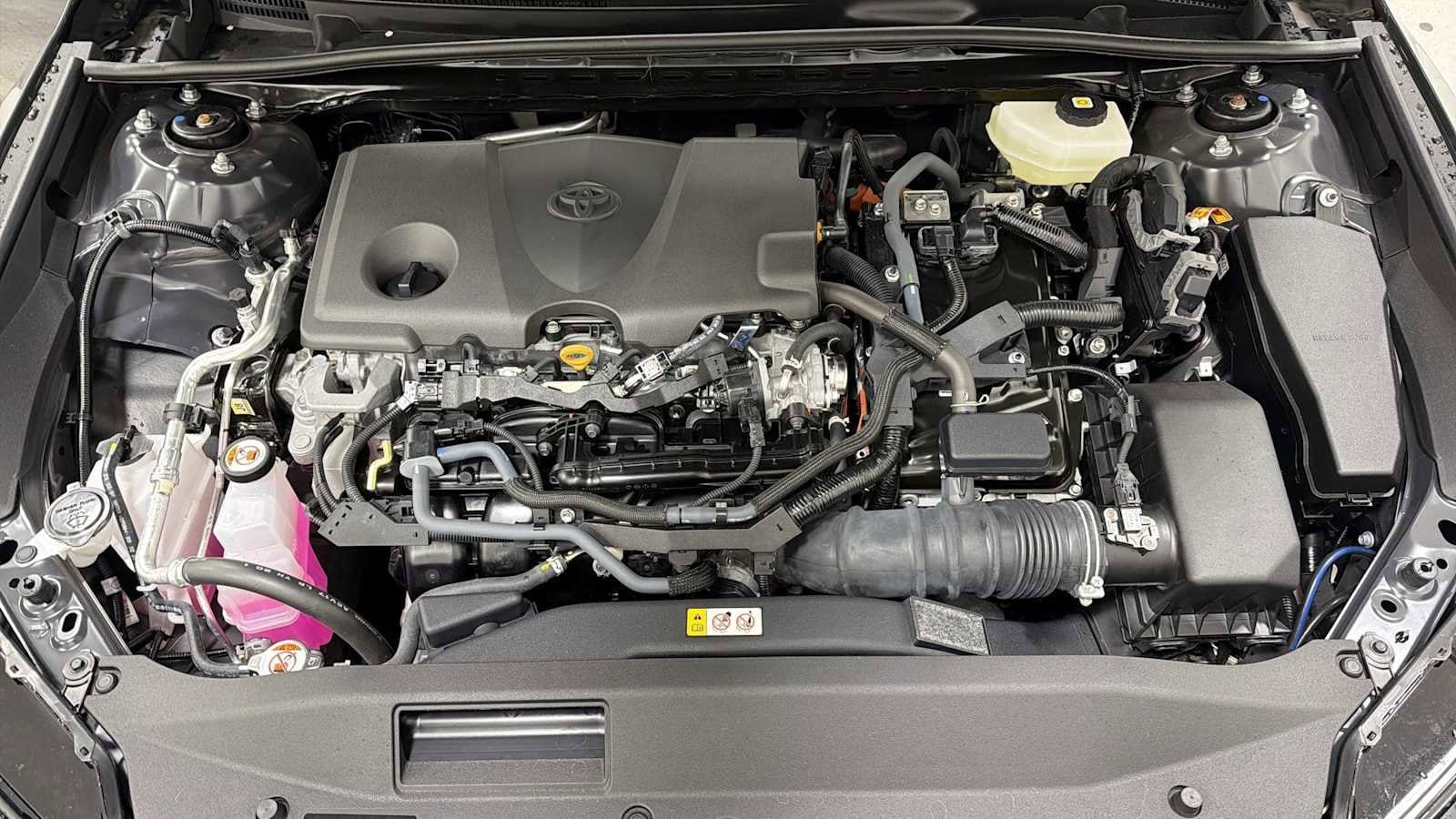 Thumbnail: 2025 Toyota Camry - 31