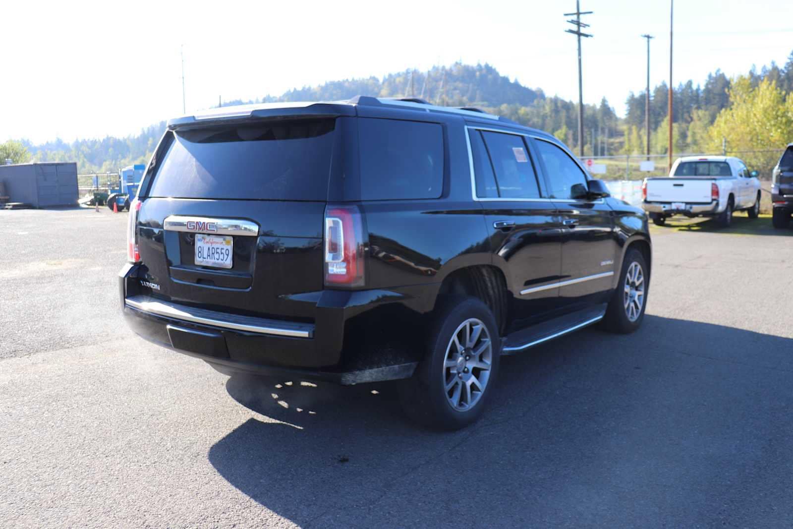 Thumbnail: 2017 GMC Yukon - 5