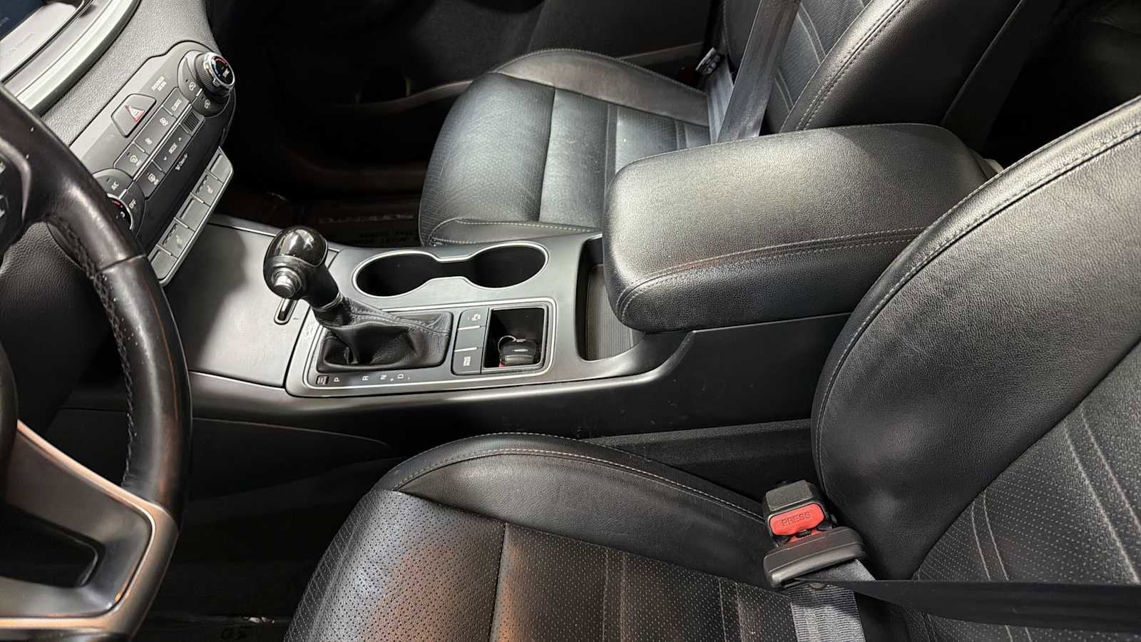 Thumbnail: 2017 Kia Sorento - 22