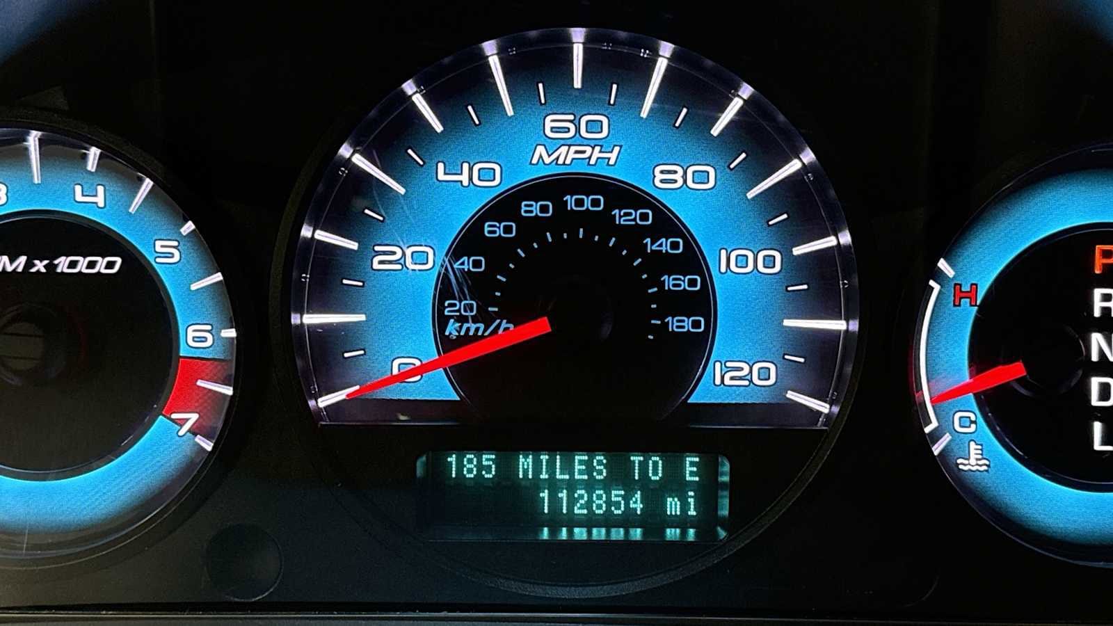 Thumbnail: 2011 Ford Fusion - 17