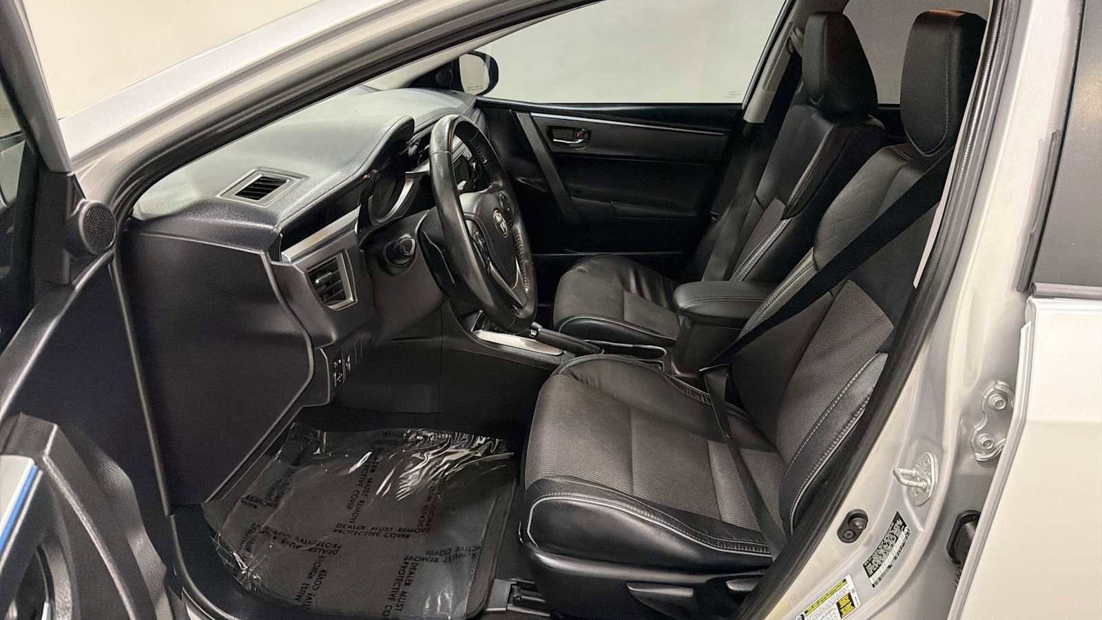 Thumbnail: 2016 Toyota Corolla - 13