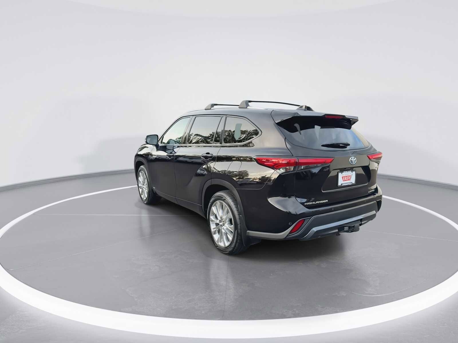 Thumbnail: 2021 Toyota Highlander - 6