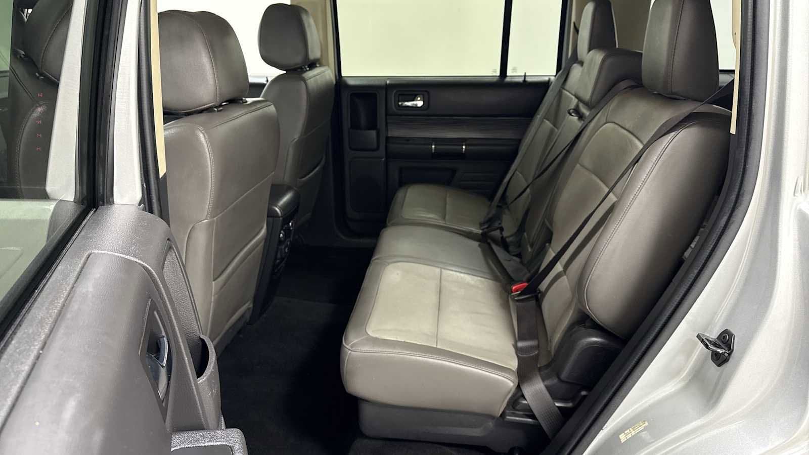 Thumbnail: 2016 Ford Flex - 24