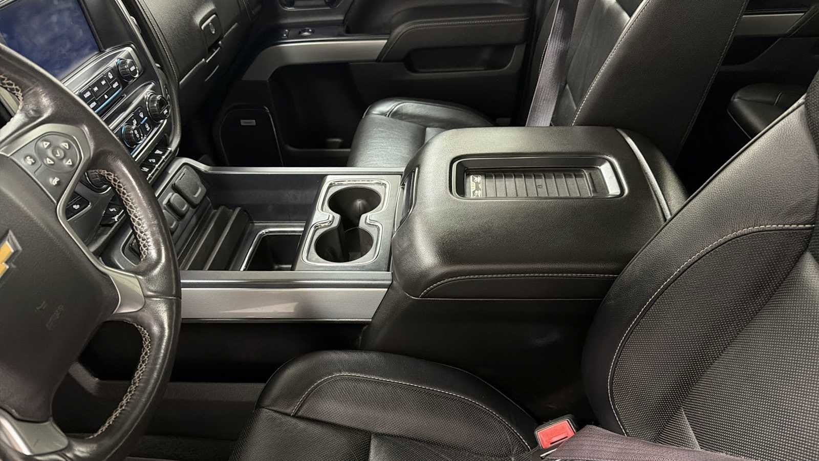 Thumbnail: 2016 Chevrolet Silverado 2500 - 23