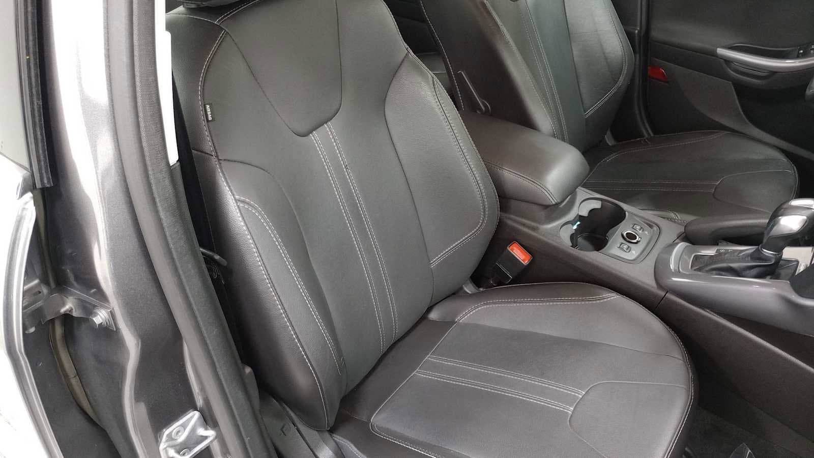 Thumbnail: 2014 Ford Focus - 29