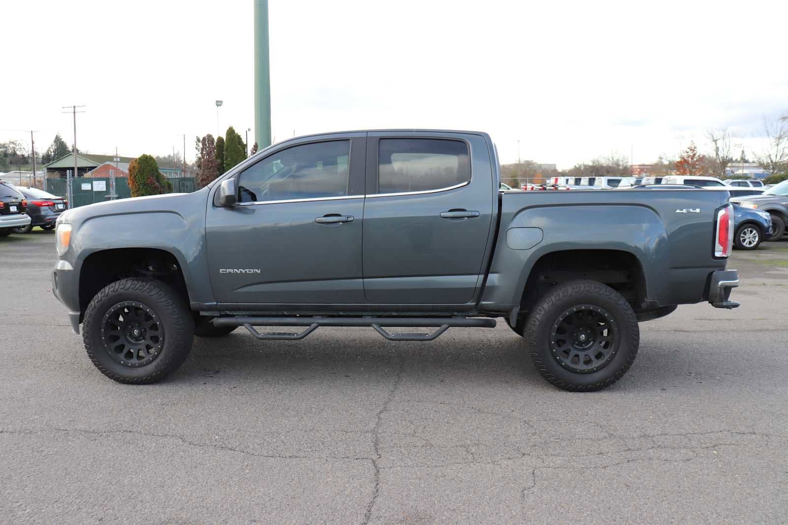 Thumbnail: 2016 GMC Canyon - 8