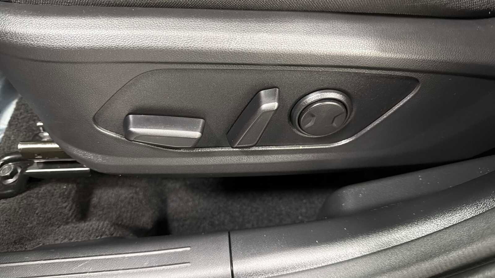 Thumbnail: 2023 Hyundai Santa Cruz - 14