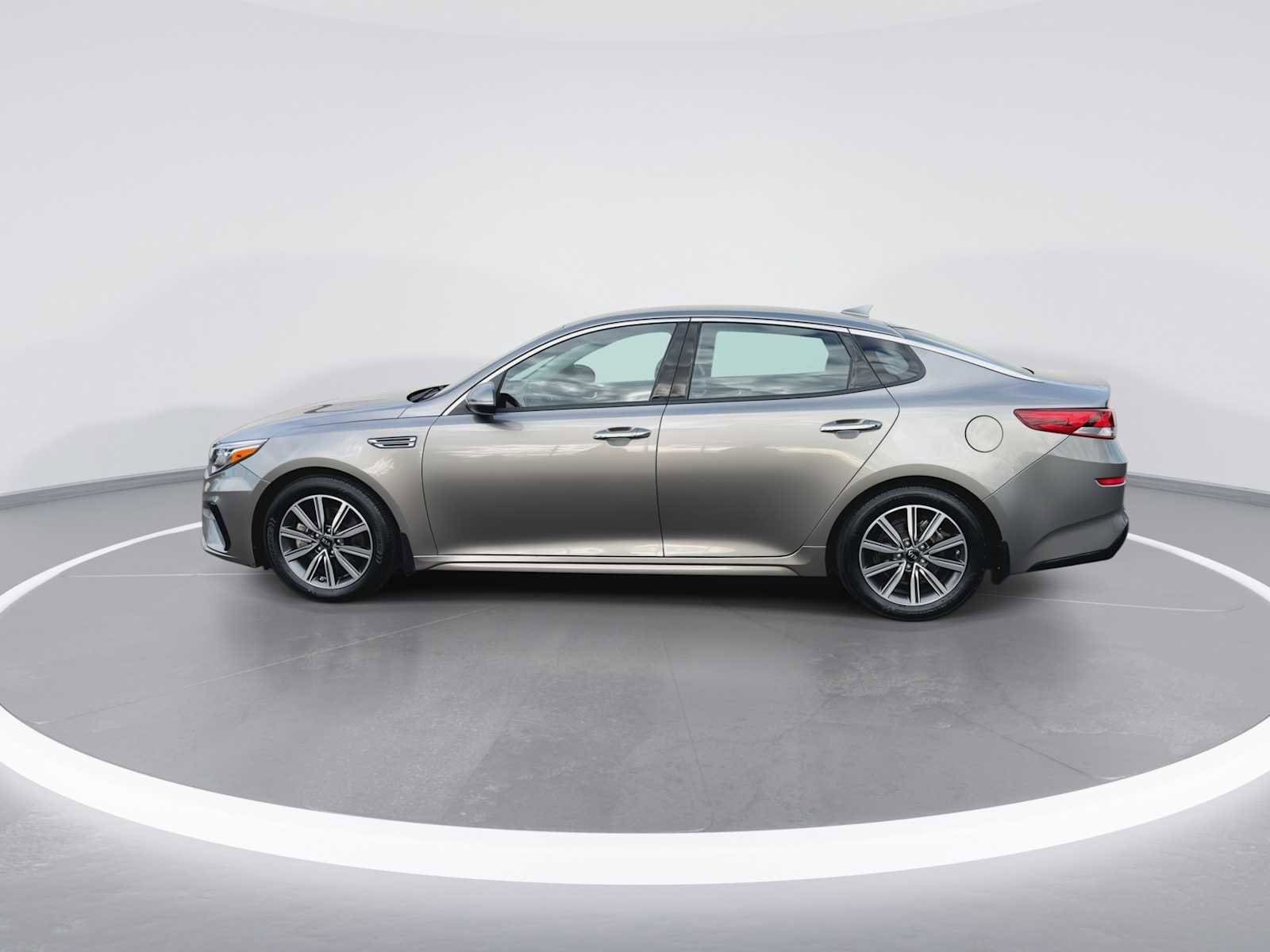 Thumbnail: 2019 Kia Optima - 5
