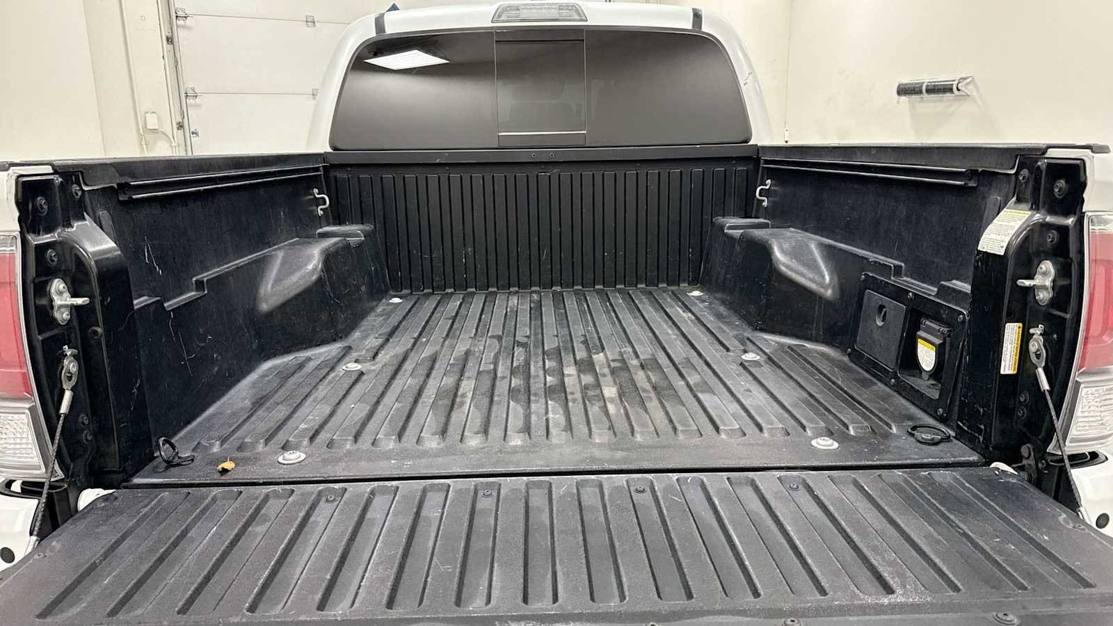 Thumbnail: 2021 Toyota Tacoma - 29