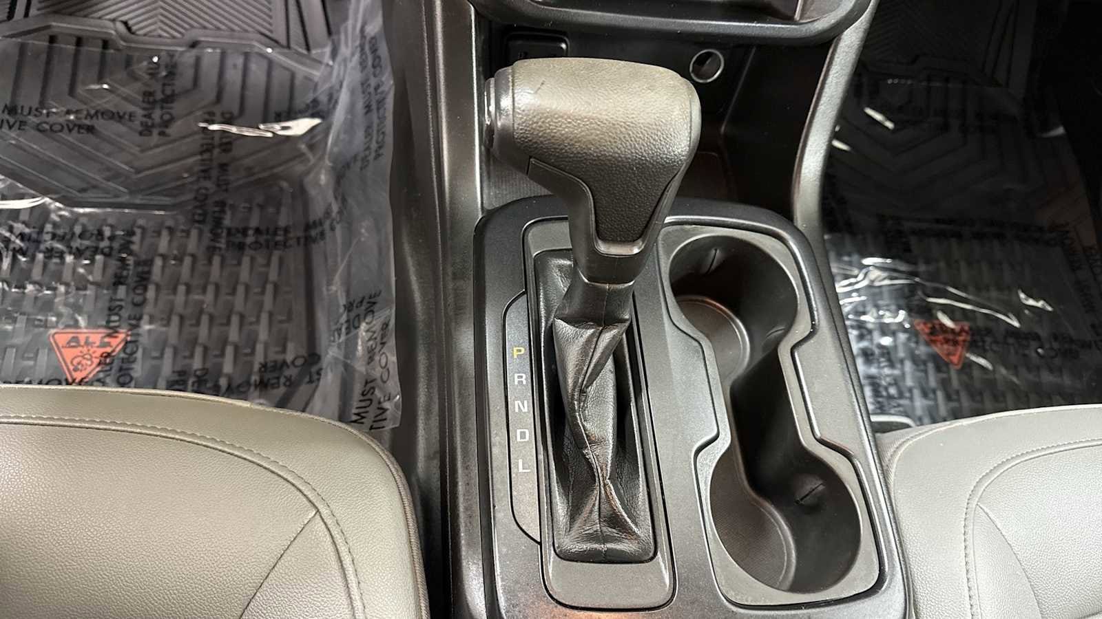 Thumbnail: 2020 Chevrolet Colorado - 21