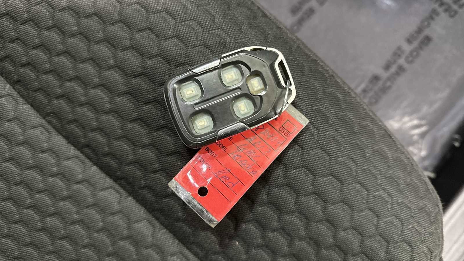 Thumbnail: 2017 GMC Acadia - 30