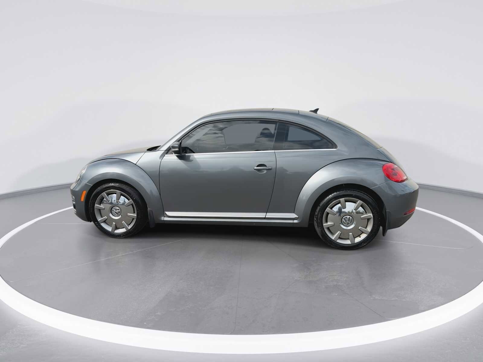 Thumbnail: 2014 Volkswagen Beetle - 6