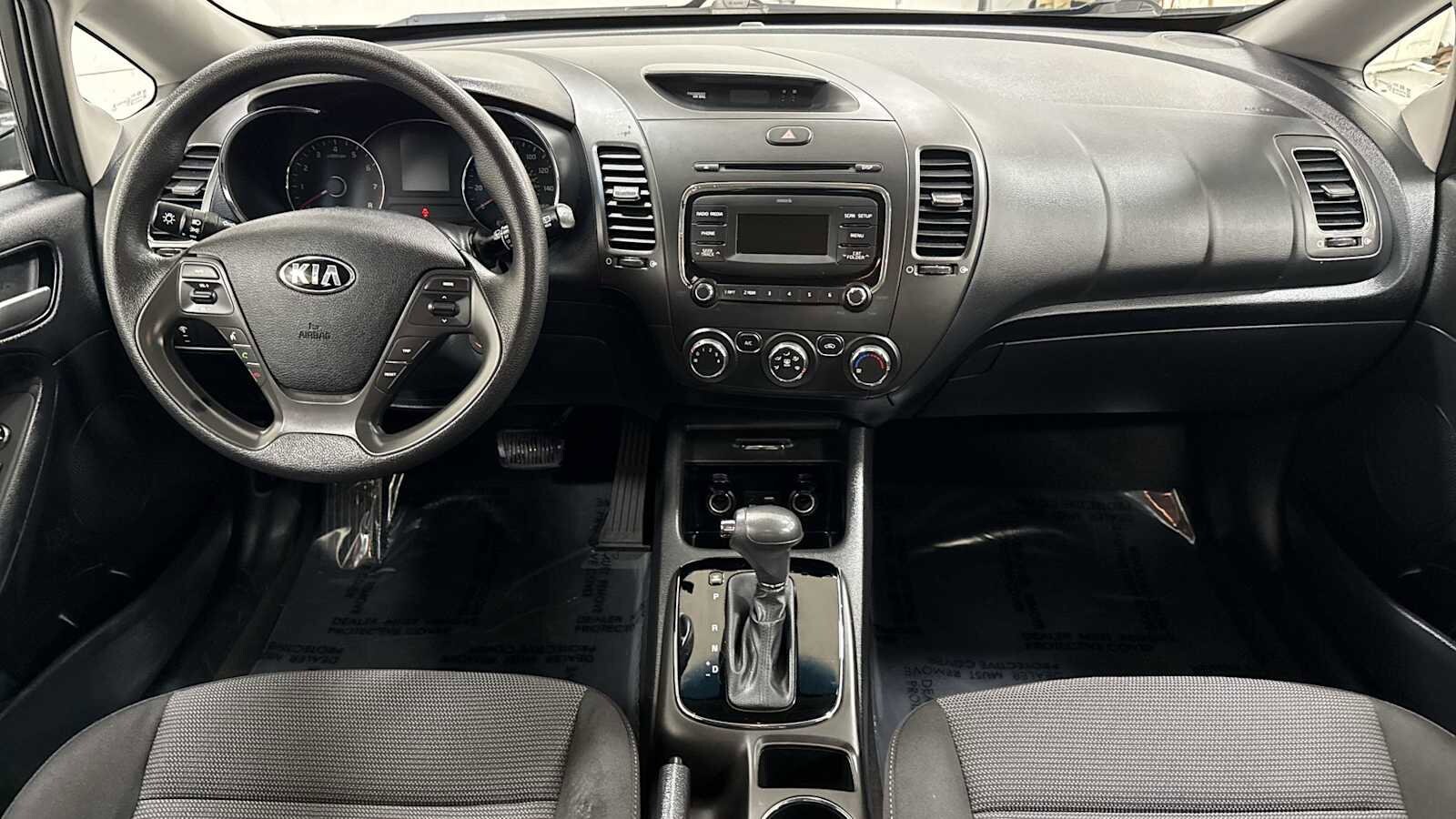 Thumbnail: 2017 Kia Forte - 26