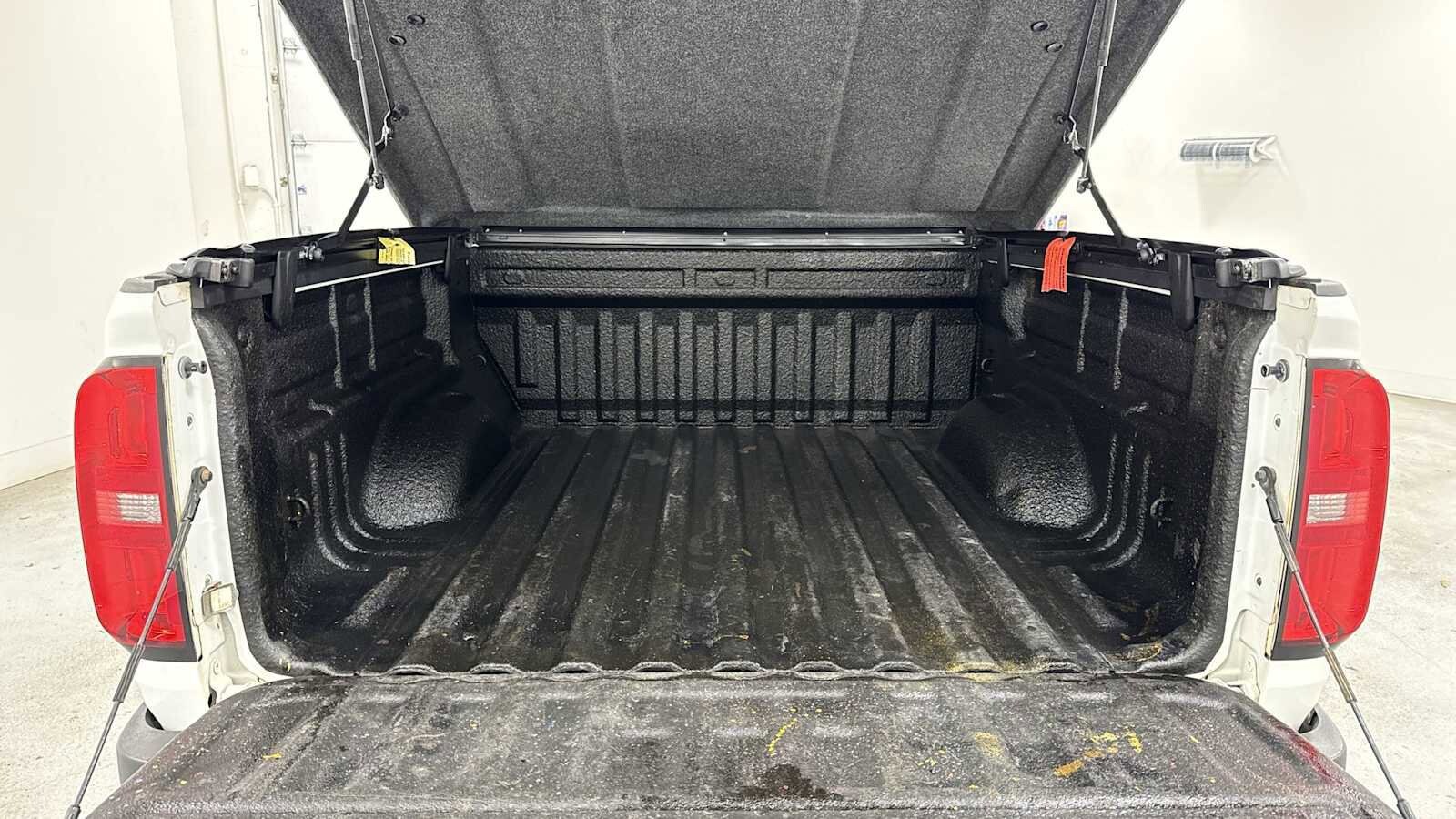 Thumbnail: 2020 Chevrolet Colorado - 27