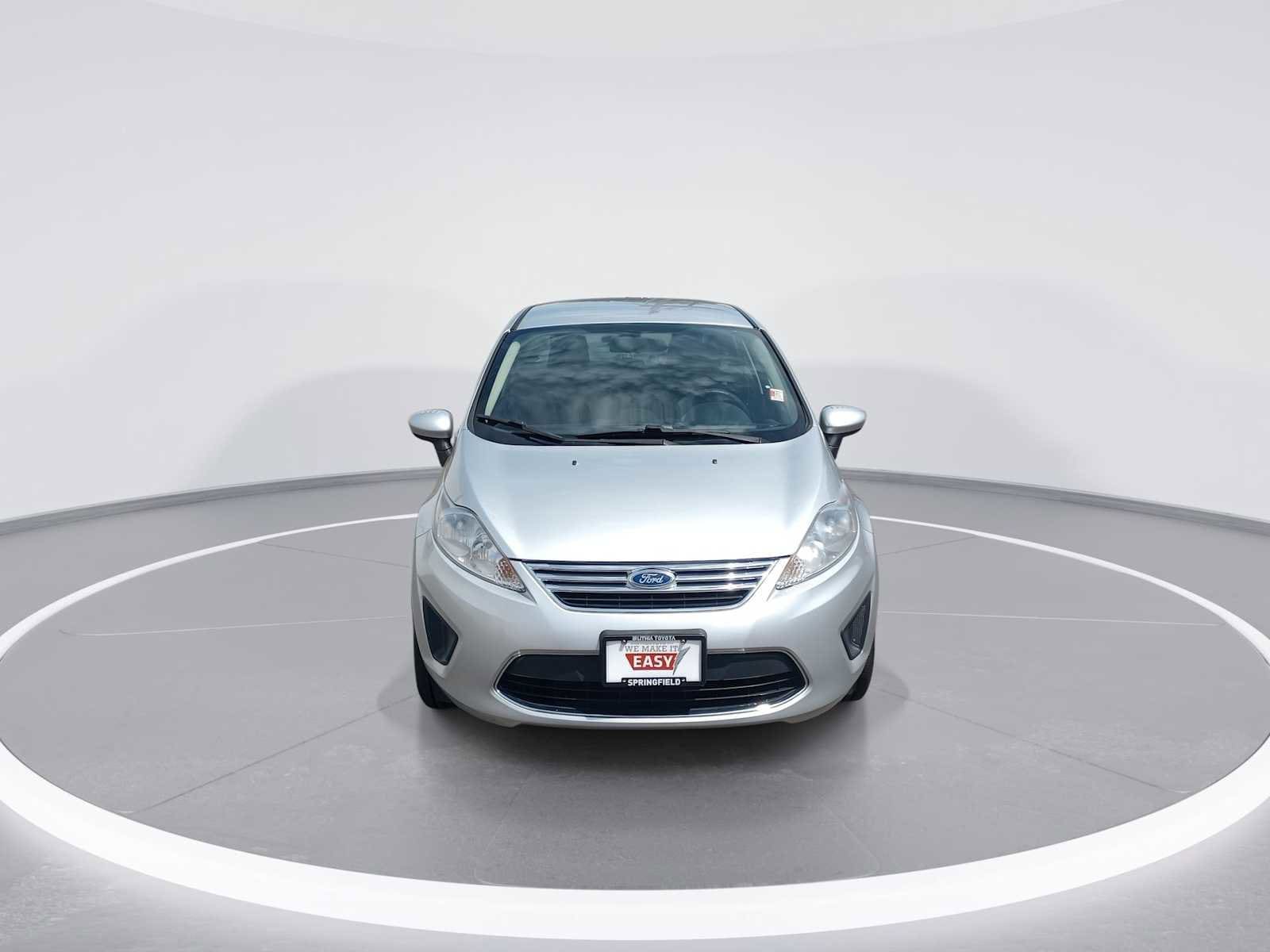 Thumbnail: 2011 Ford Fiesta - 3