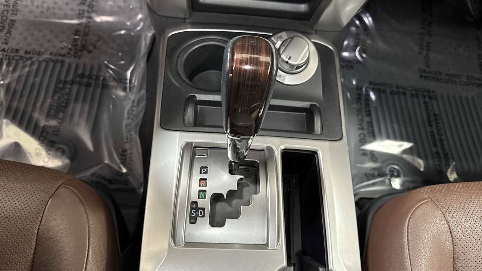 Thumbnail: 2022 Toyota 4Runner - 22