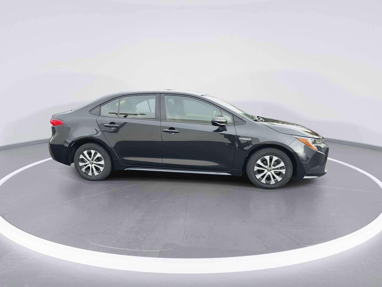 Thumbnail: 2021 Toyota Corolla - 9