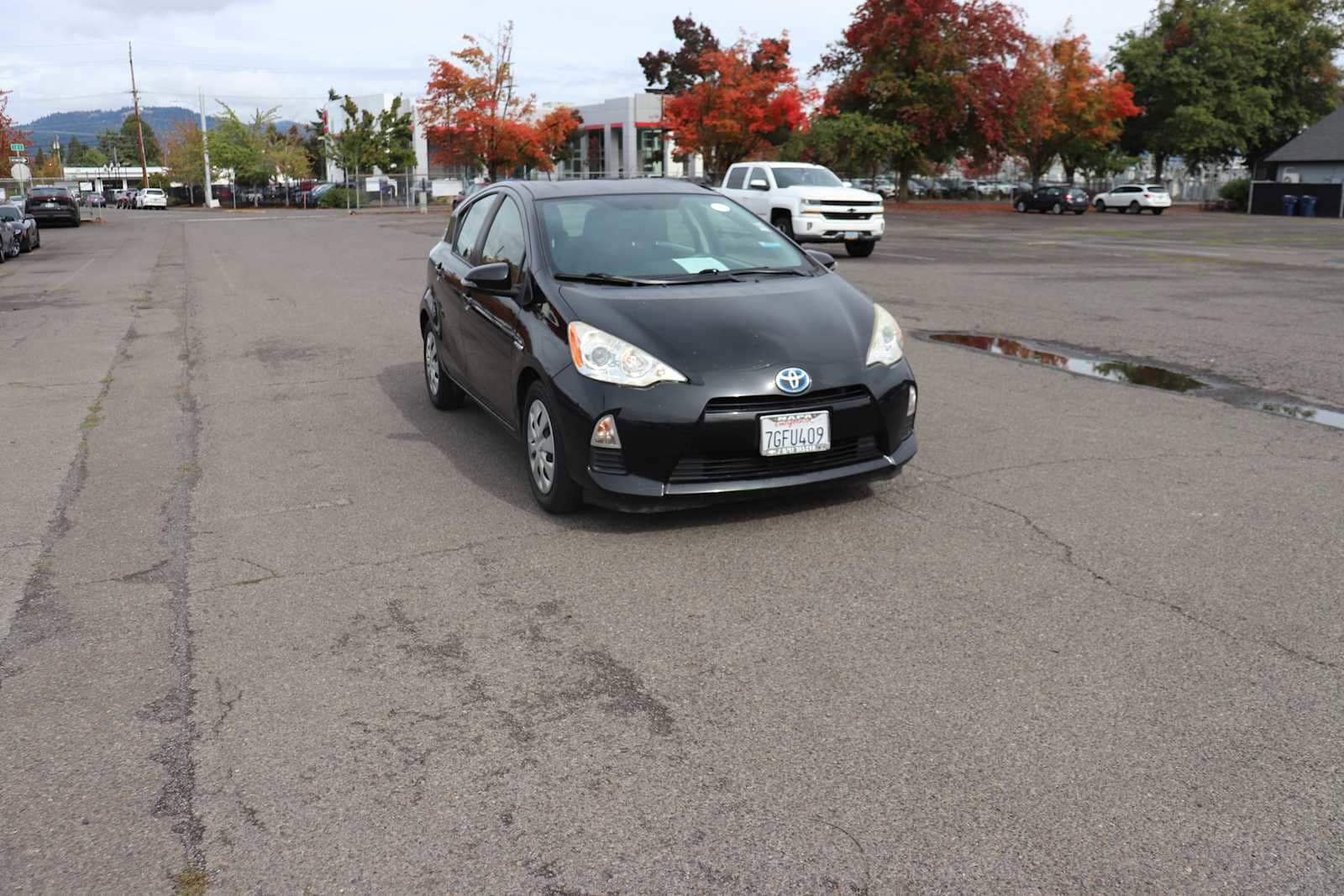 Thumbnail: 2014 Toyota Prius c - 3