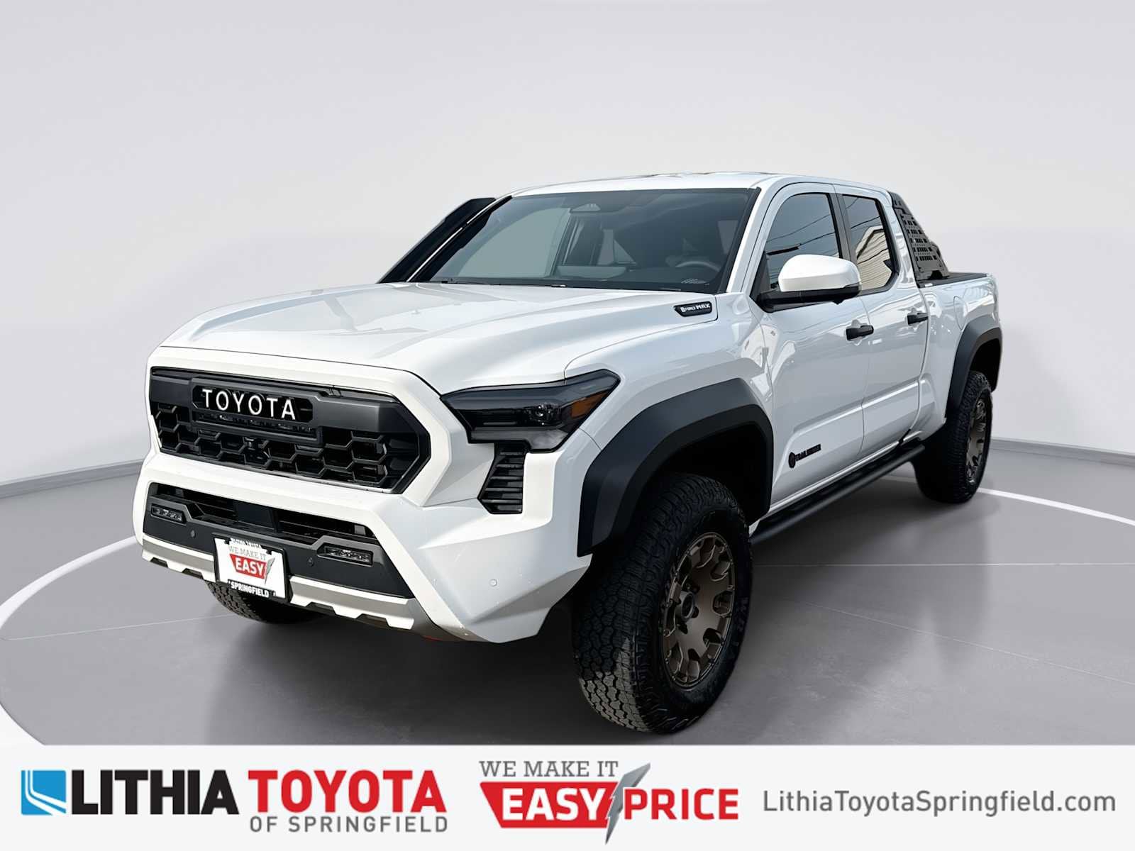 2025 Toyota Tacoma Trailhunter's photo