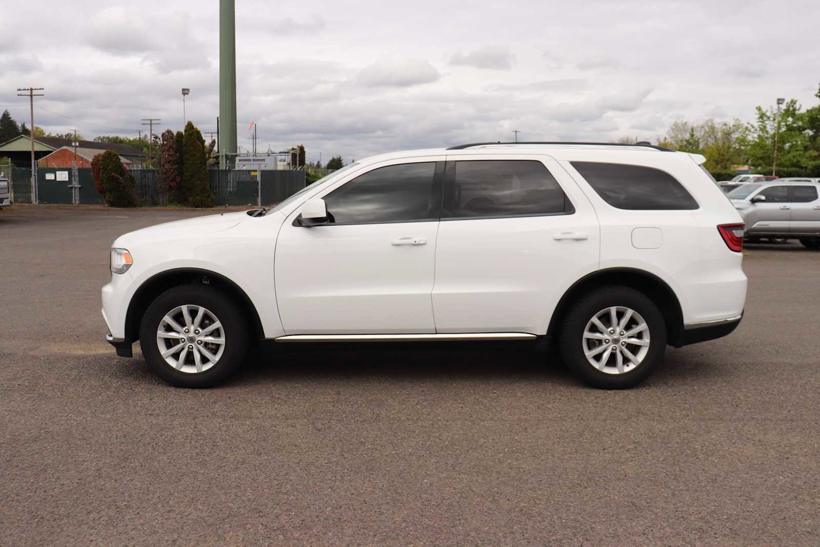 Thumbnail: 2019 Dodge Durango - 8