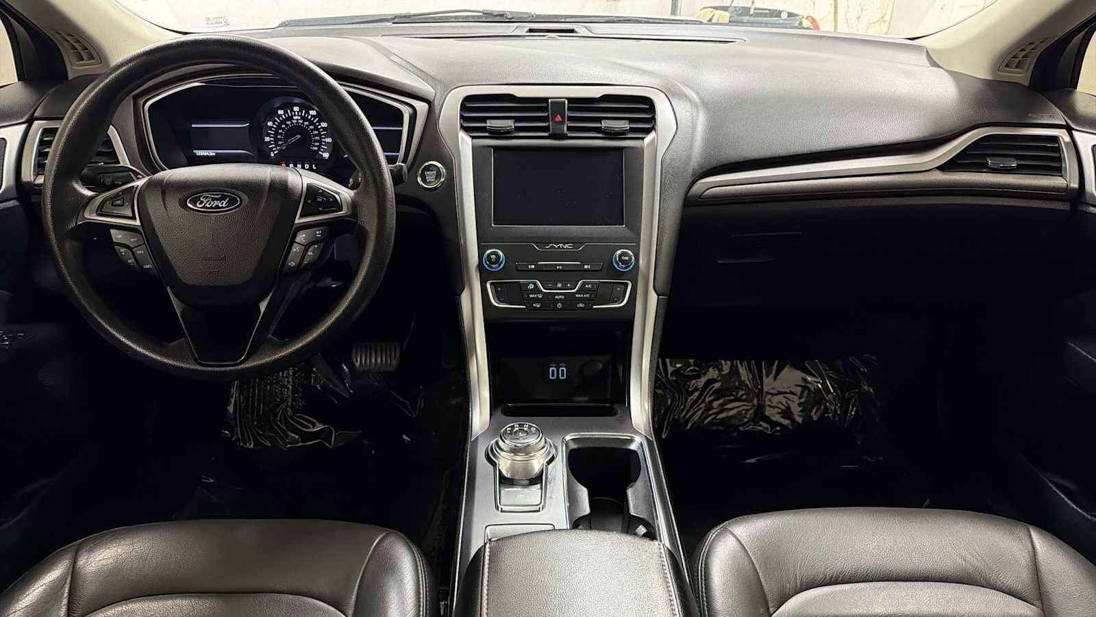 Thumbnail: 2020 Ford Fusion - 26