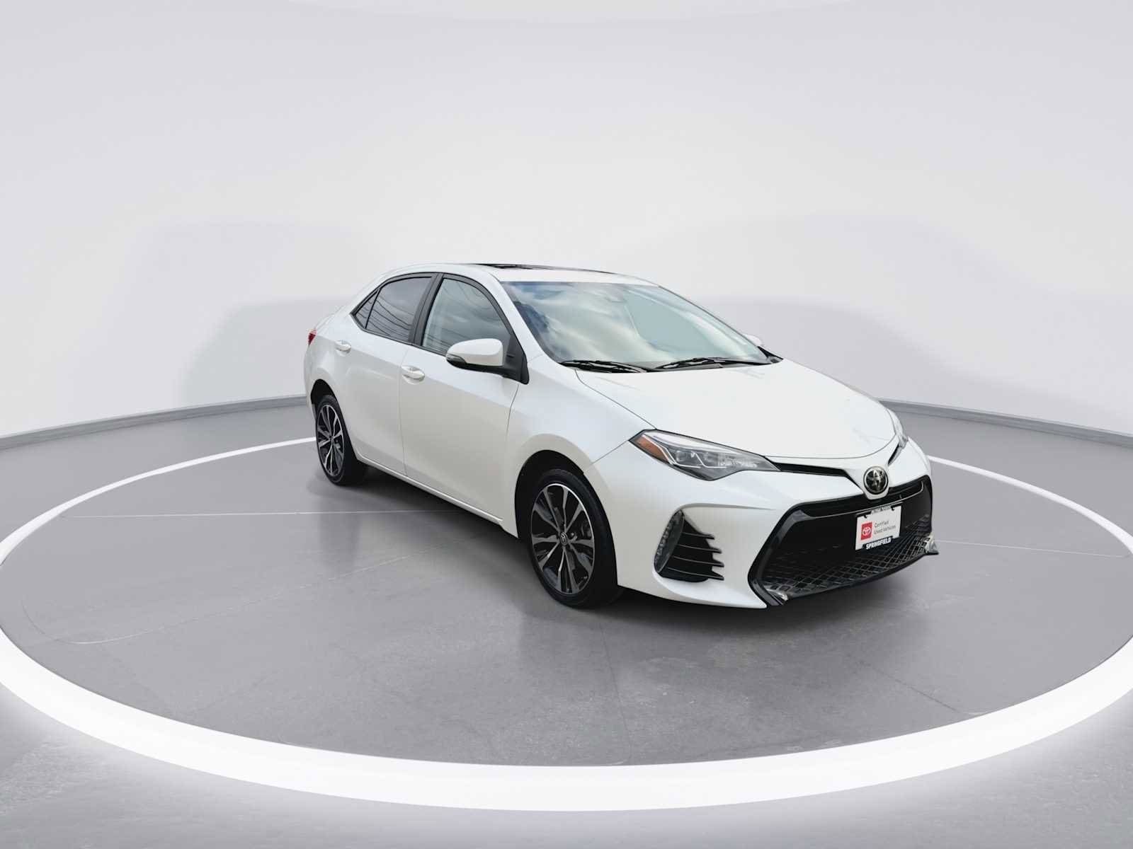 Thumbnail: 2017 Toyota Corolla - 2