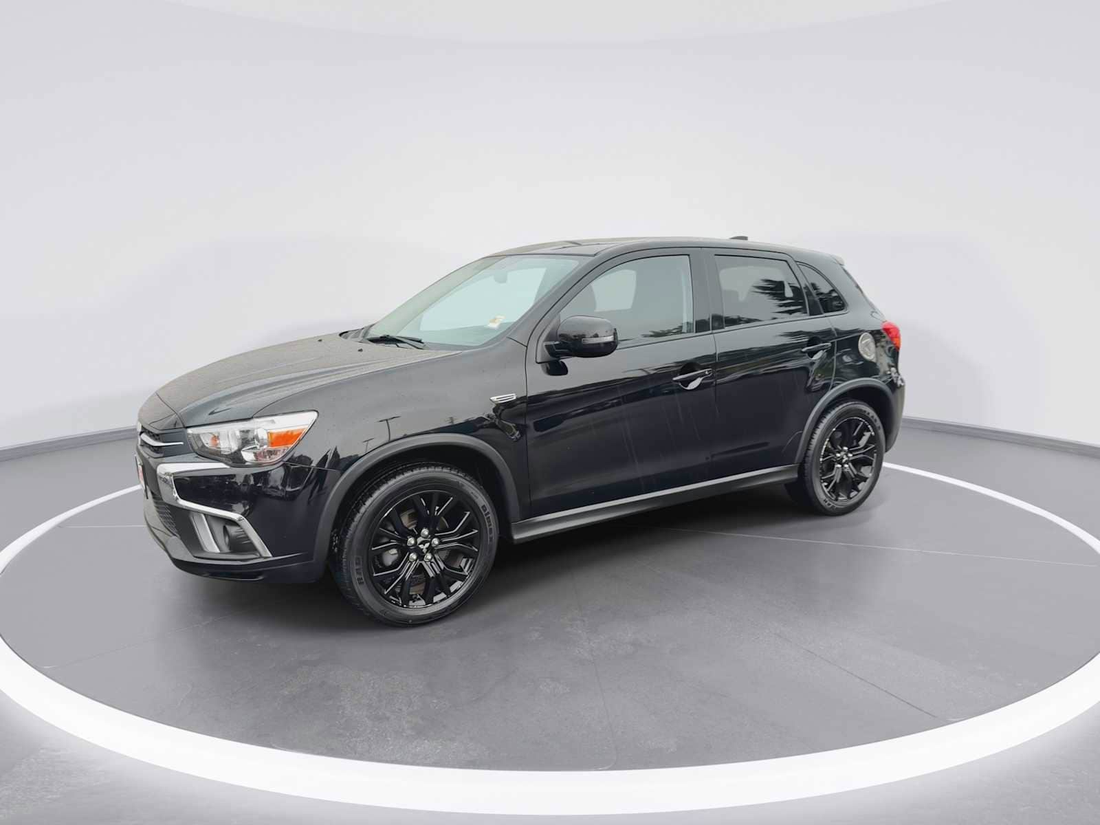 Thumbnail: 2018 Mitsubishi Outlander Sport - 4