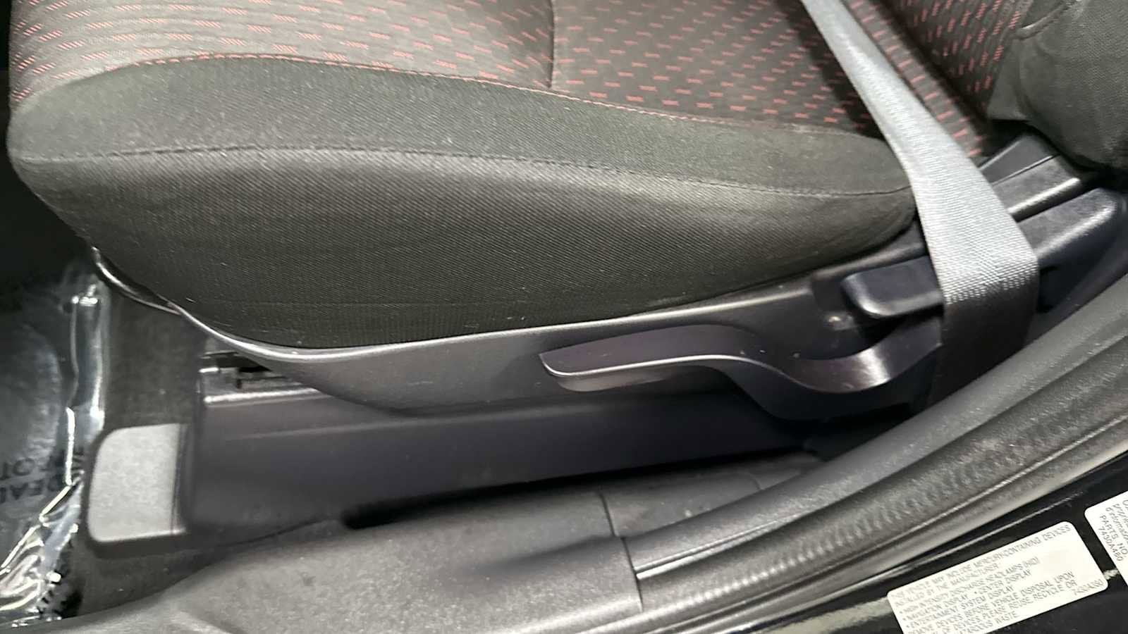 Thumbnail: 2018 Mitsubishi Outlander Sport - 14