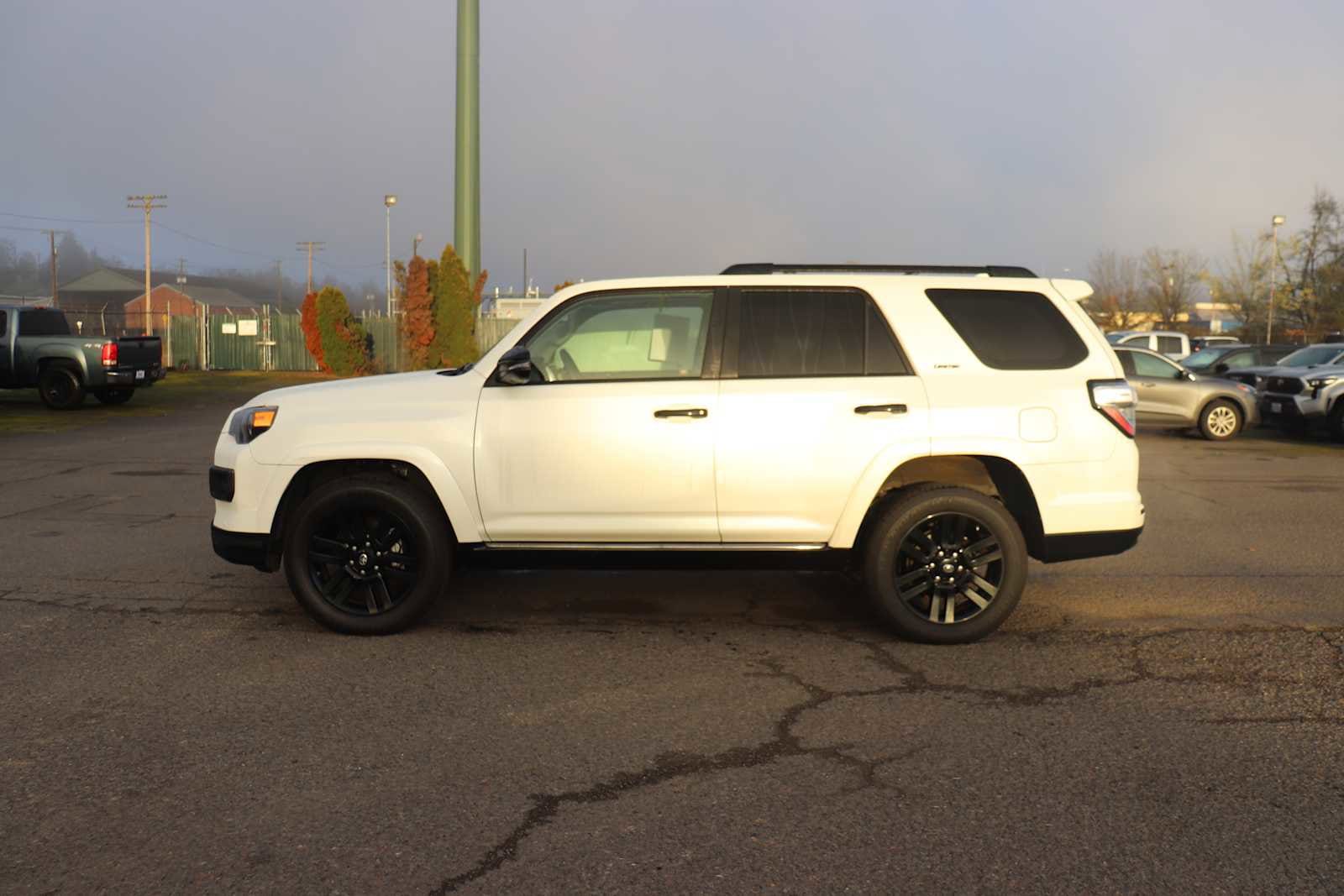 Thumbnail: 2021 Toyota 4Runner - 8