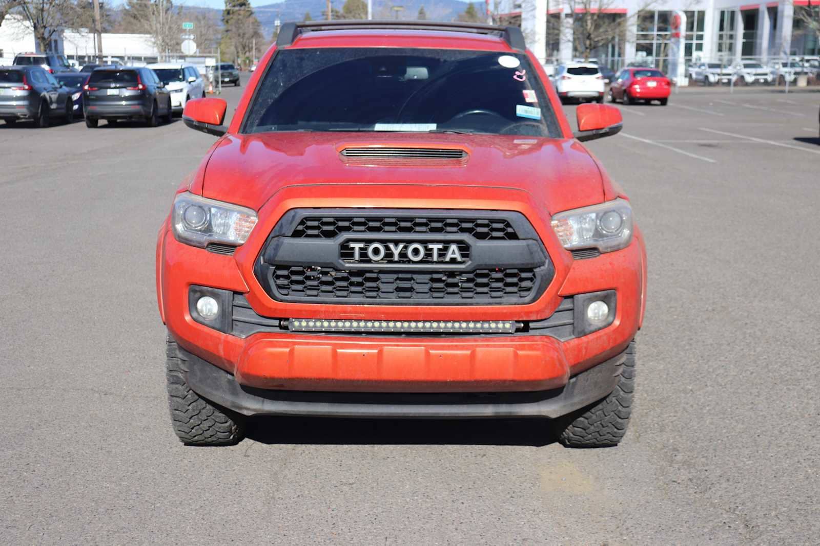 Thumbnail: 2018 Toyota Tacoma - 2