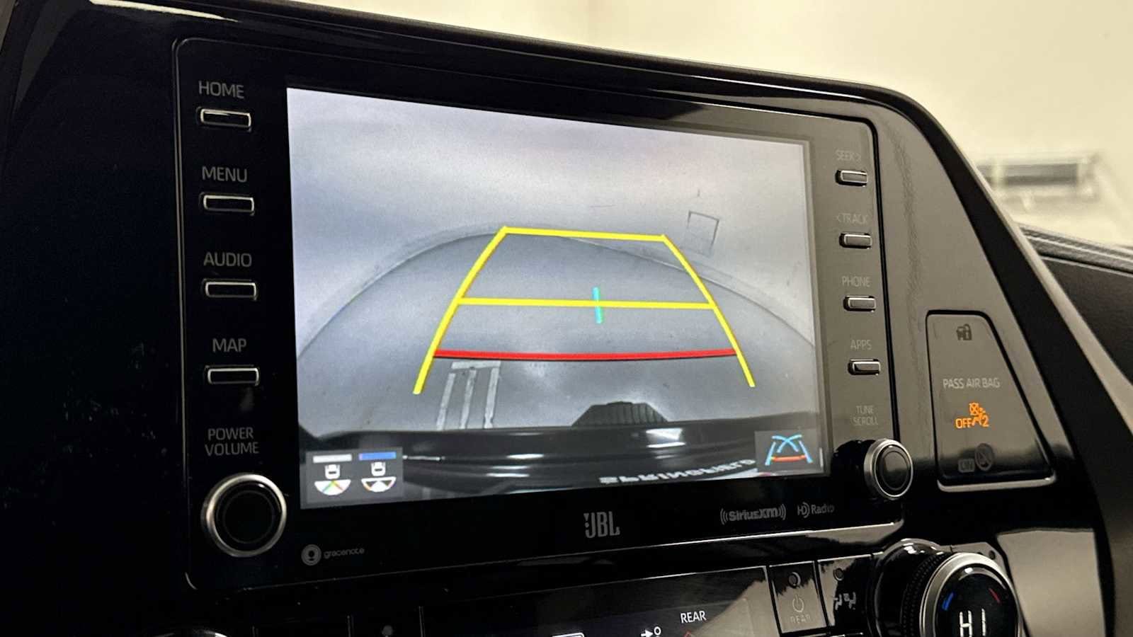 Thumbnail: 2021 Toyota Highlander - 19