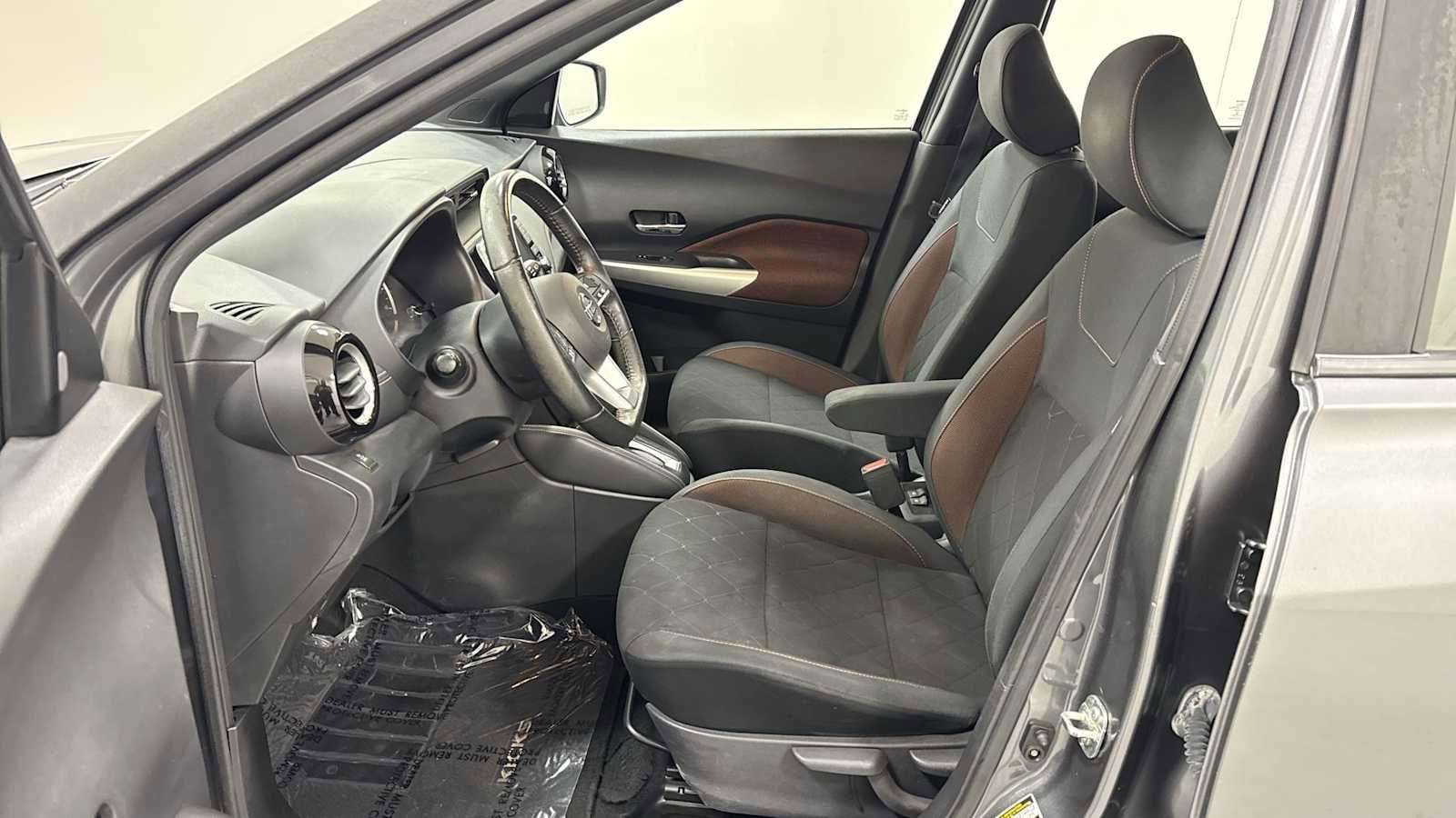 Thumbnail: 2019 Nissan Kicks - 13