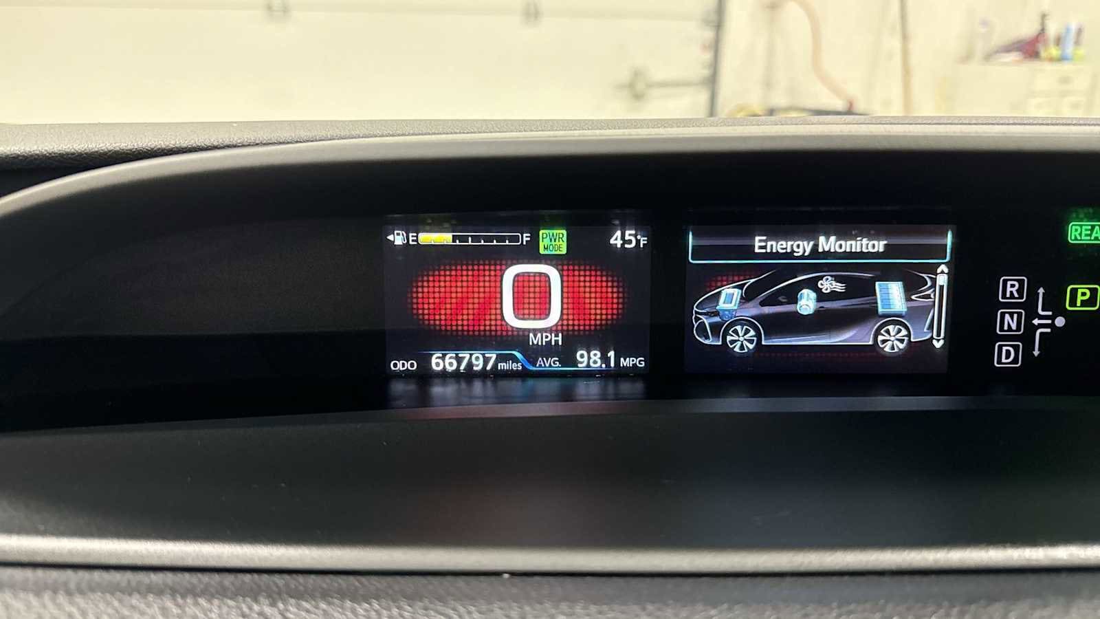 Thumbnail: 2021 Toyota Prius Prime - 17