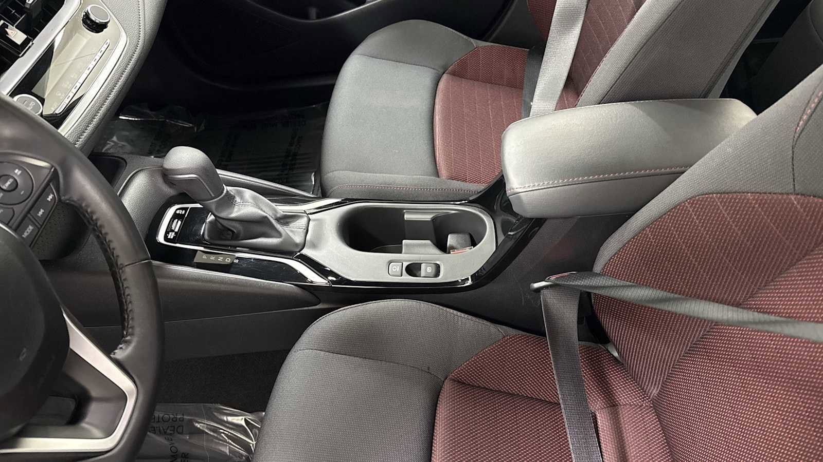 Thumbnail: 2025 Toyota Corolla - 23