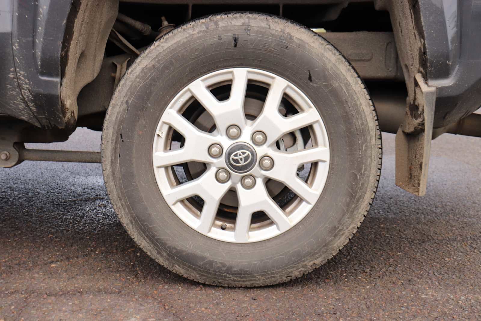 Thumbnail: 2024 Toyota Tacoma - 9